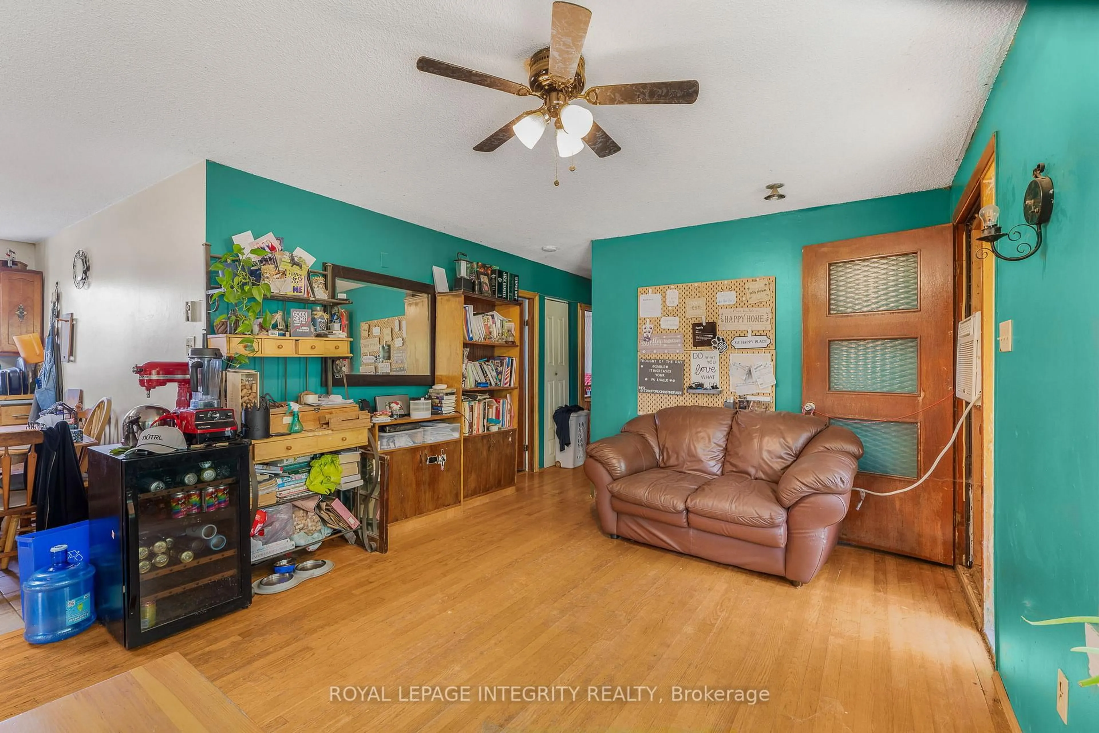 Living room with furniture, unknown for 4828 Frank Kenny Rd, Orleans Ontario K4B 0J5