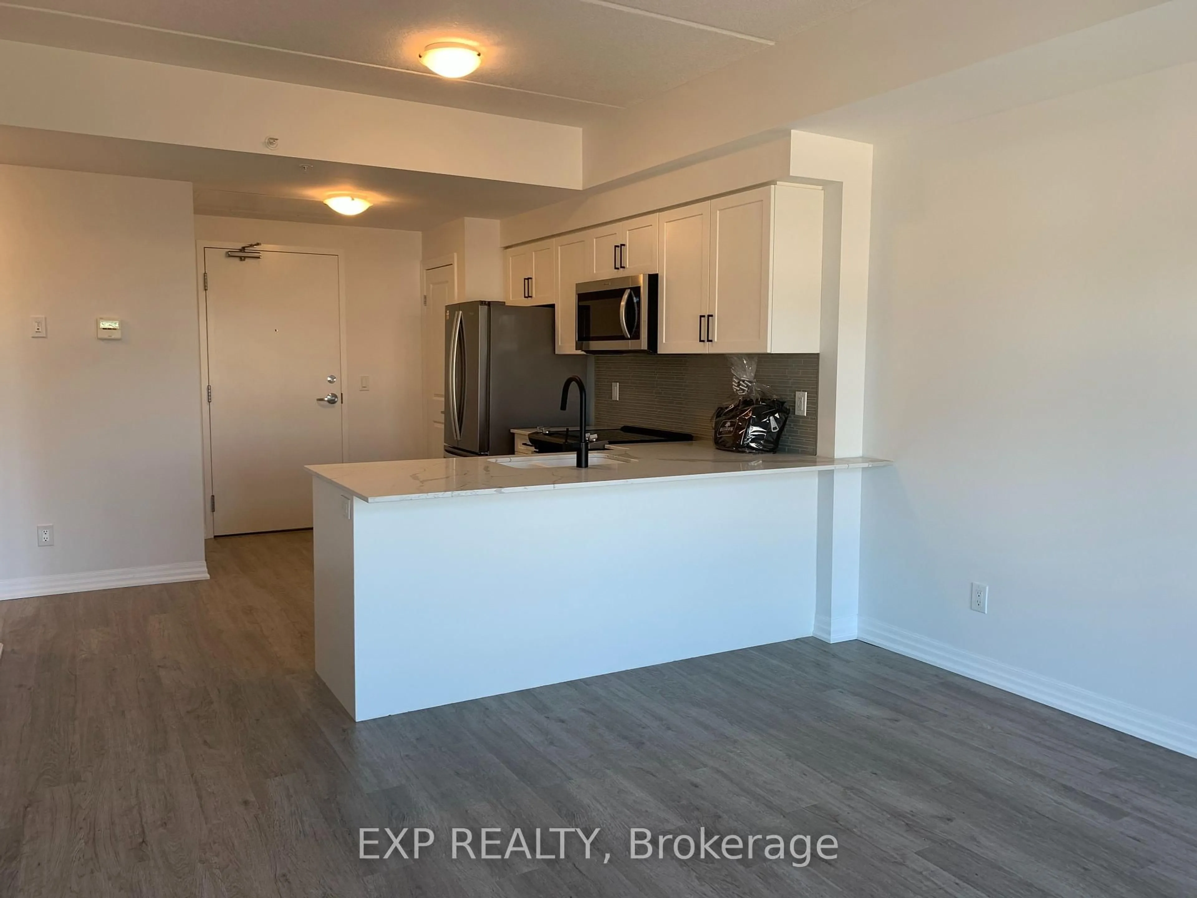 Open concept kitchen, unknown for 195 commonwealth St #209, Kitchener Ontario N2E 0H5