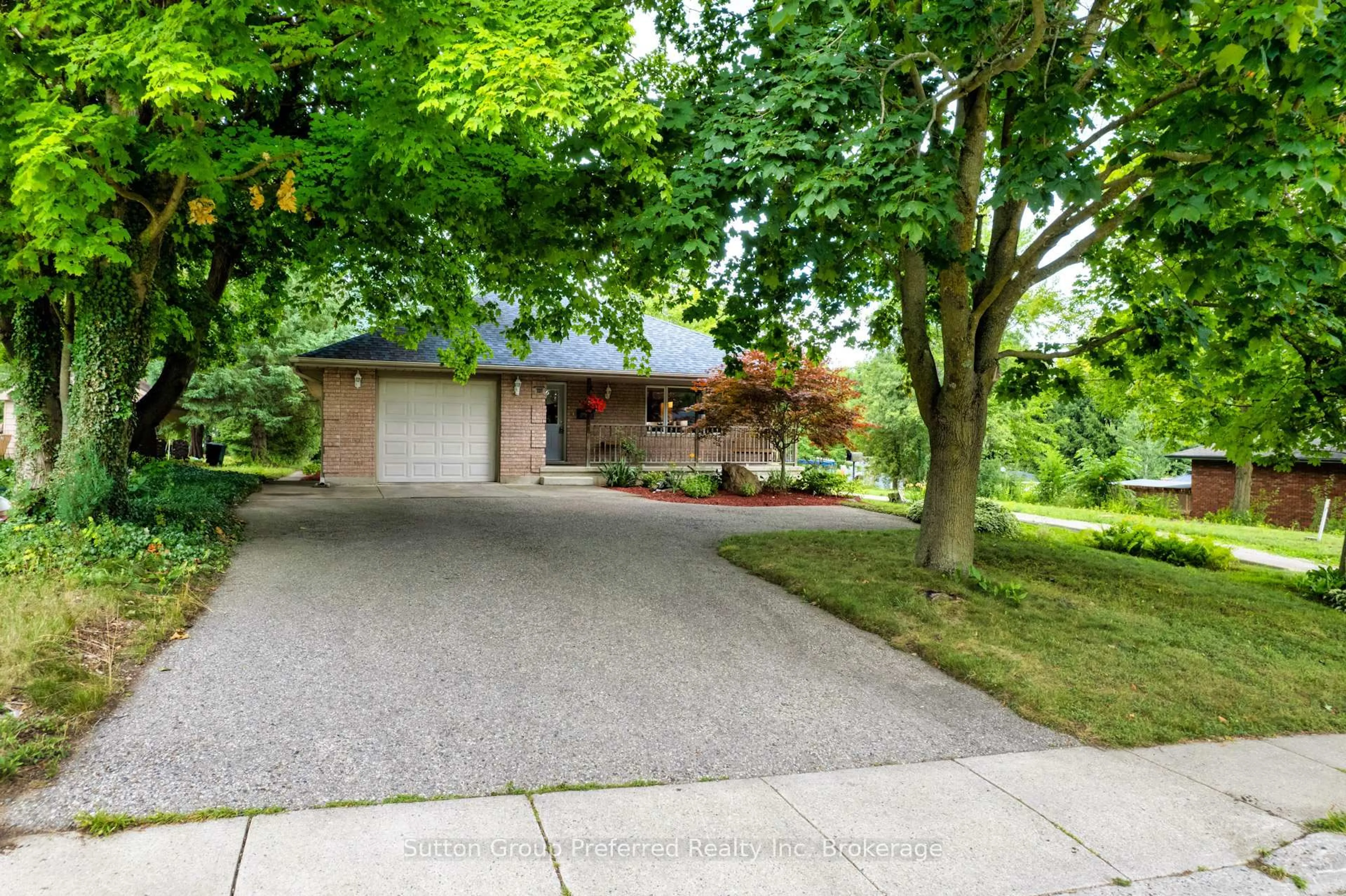 Unknown for 227 Bower Hill Rd, Woodstock Ontario N4S 2N5