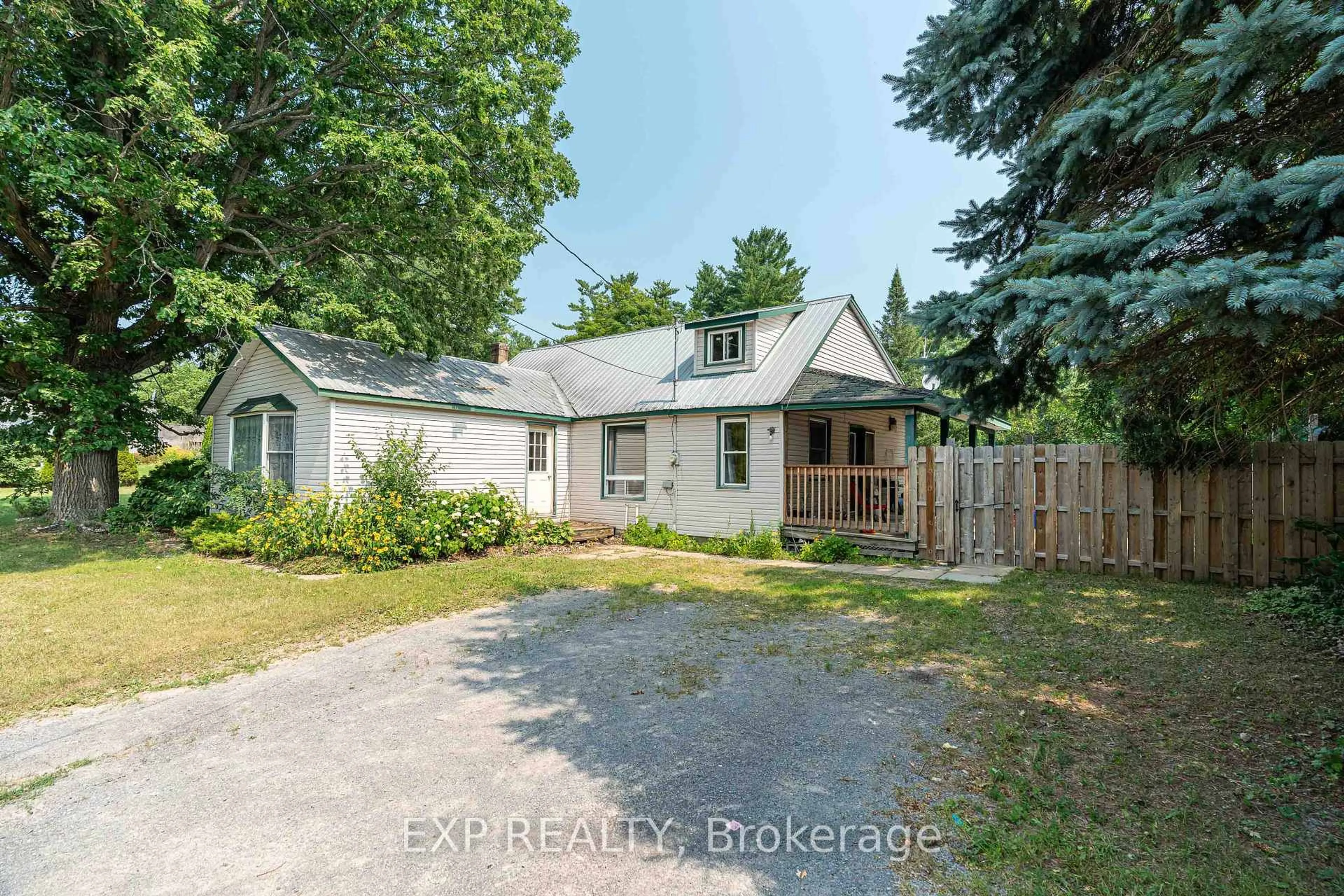 A pic from outside/outdoor area/front of a property/back of a property/a pic from drone, street for 178 Burnstown Rd, White Lake Ontario K0A 3L0