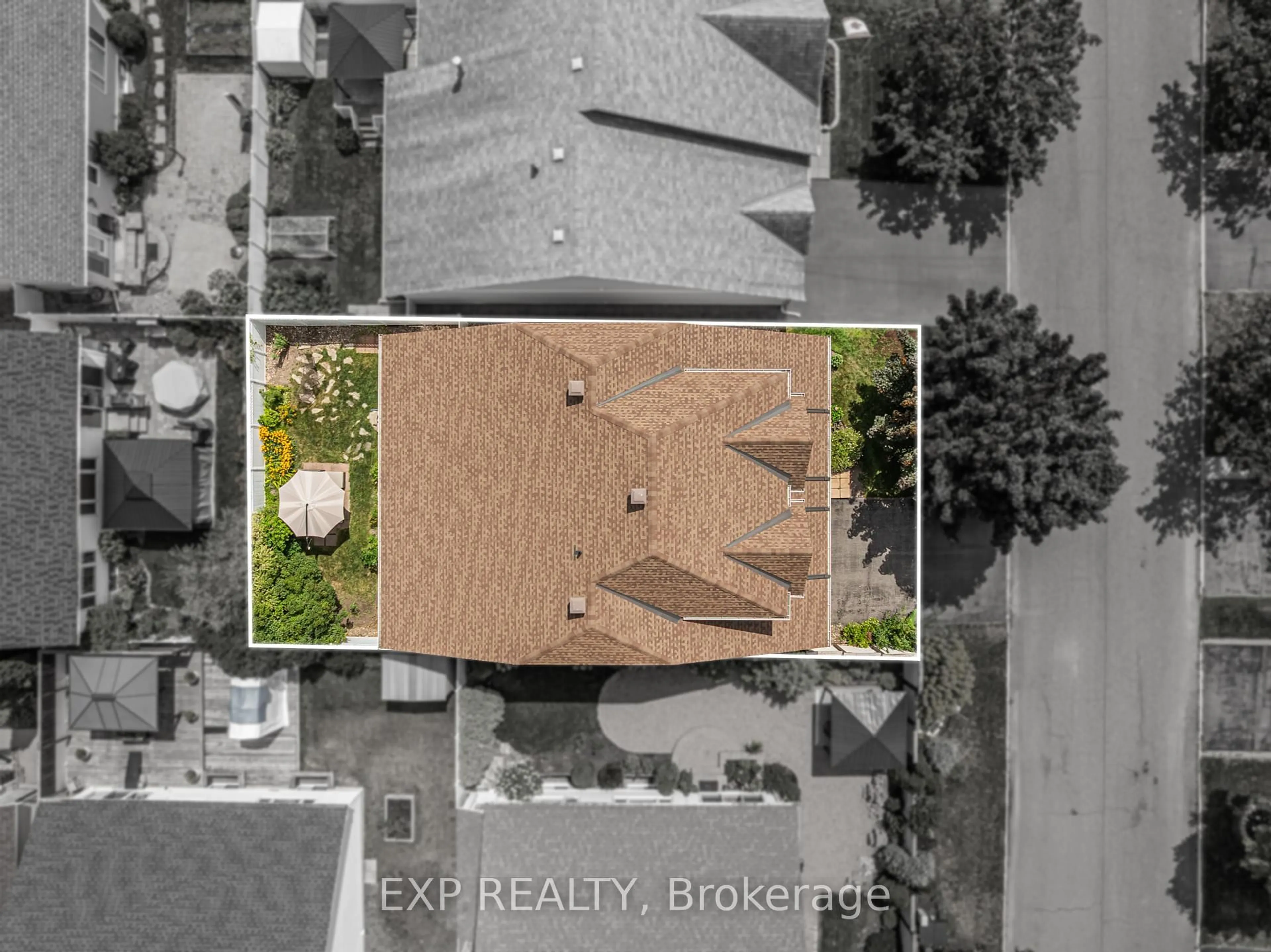 A pic from outside/outdoor area/front of a property/back of a property/a pic from drone, city buildings view from balcony for 111 Coursier Cres, Ottawa Ontario K4A 4N4
