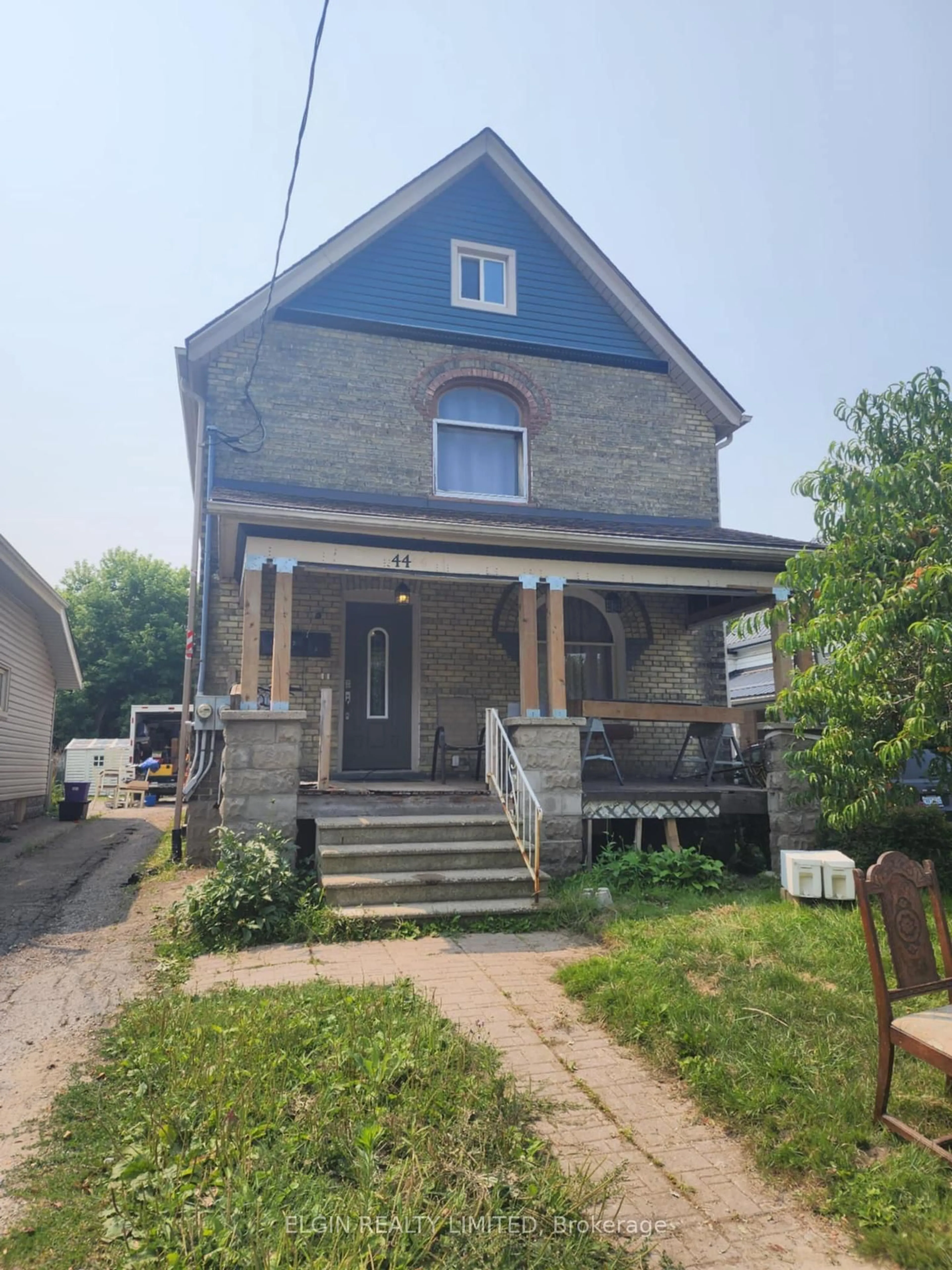 Unknown for 44 Elizabeth St, St. Thomas Ontario N5R 2X1