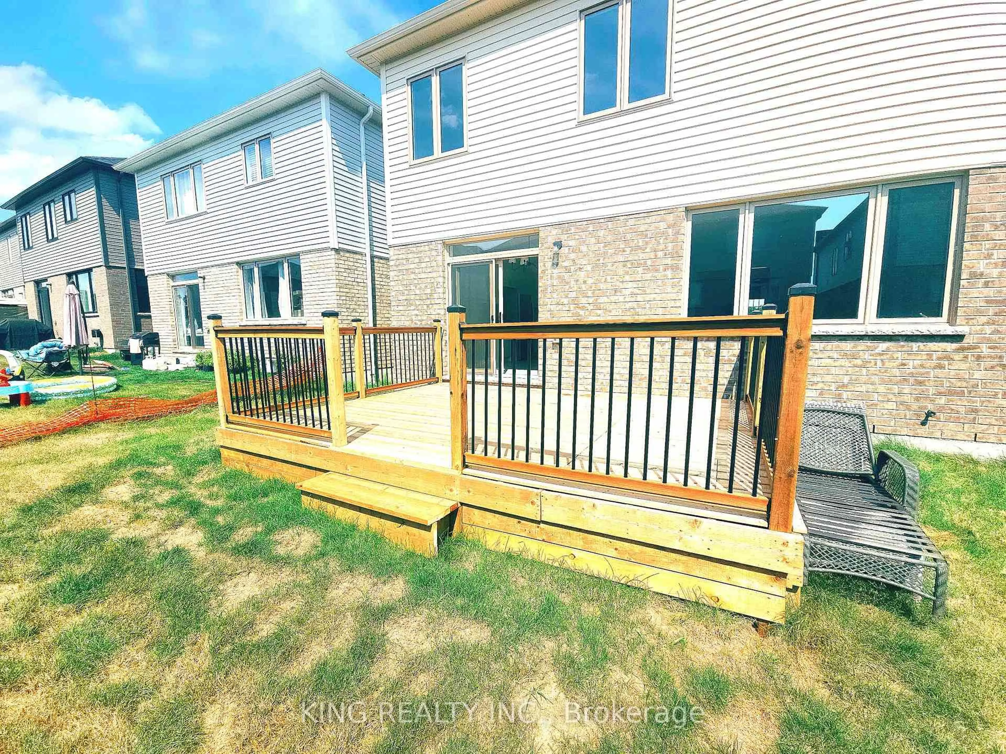 Patio, street for 11 Mears Rd, Brant Ontario N0E 1N0