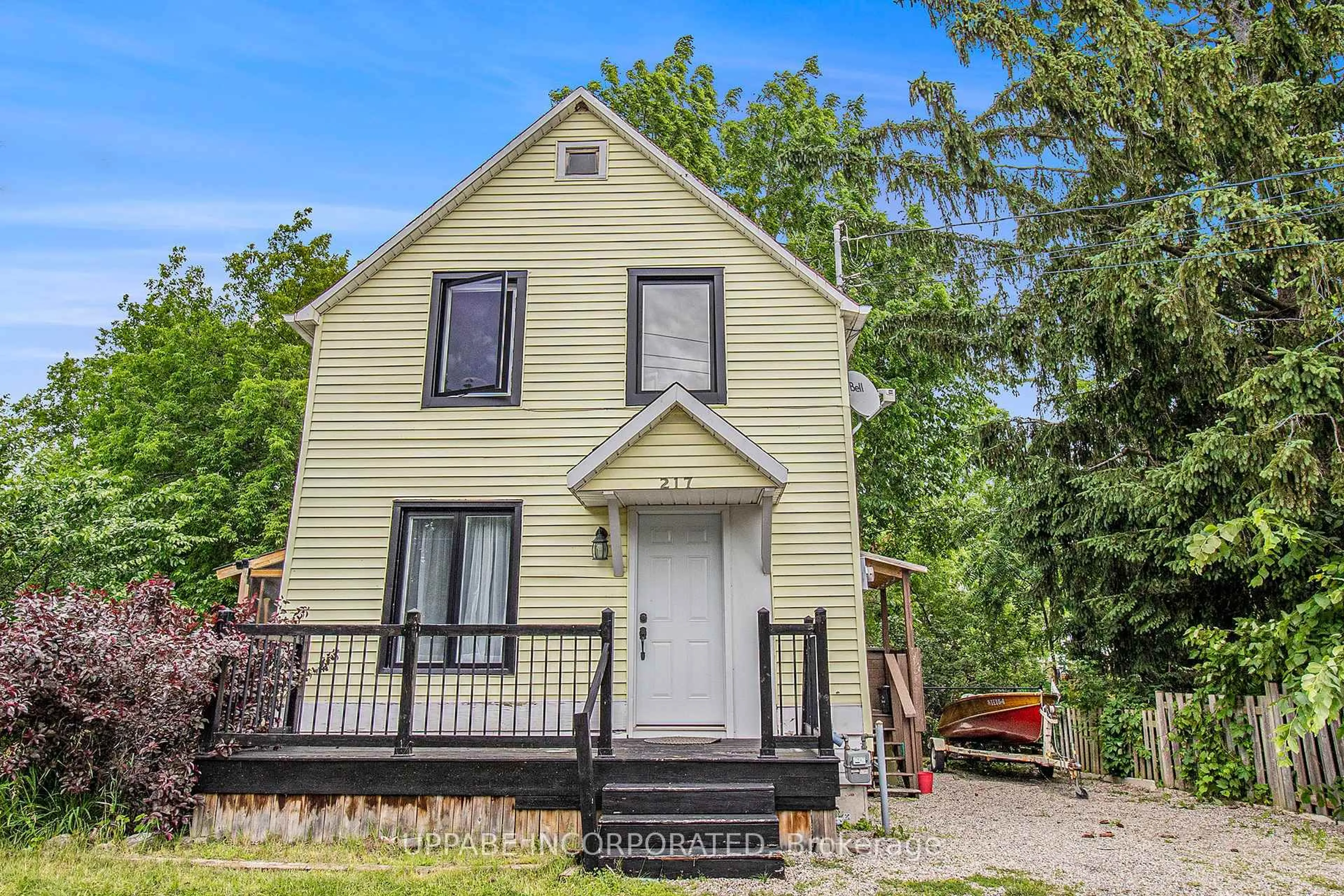 Home with vinyl exterior material, street for 217 JACK St, North Grenville Ontario K0G 1J0