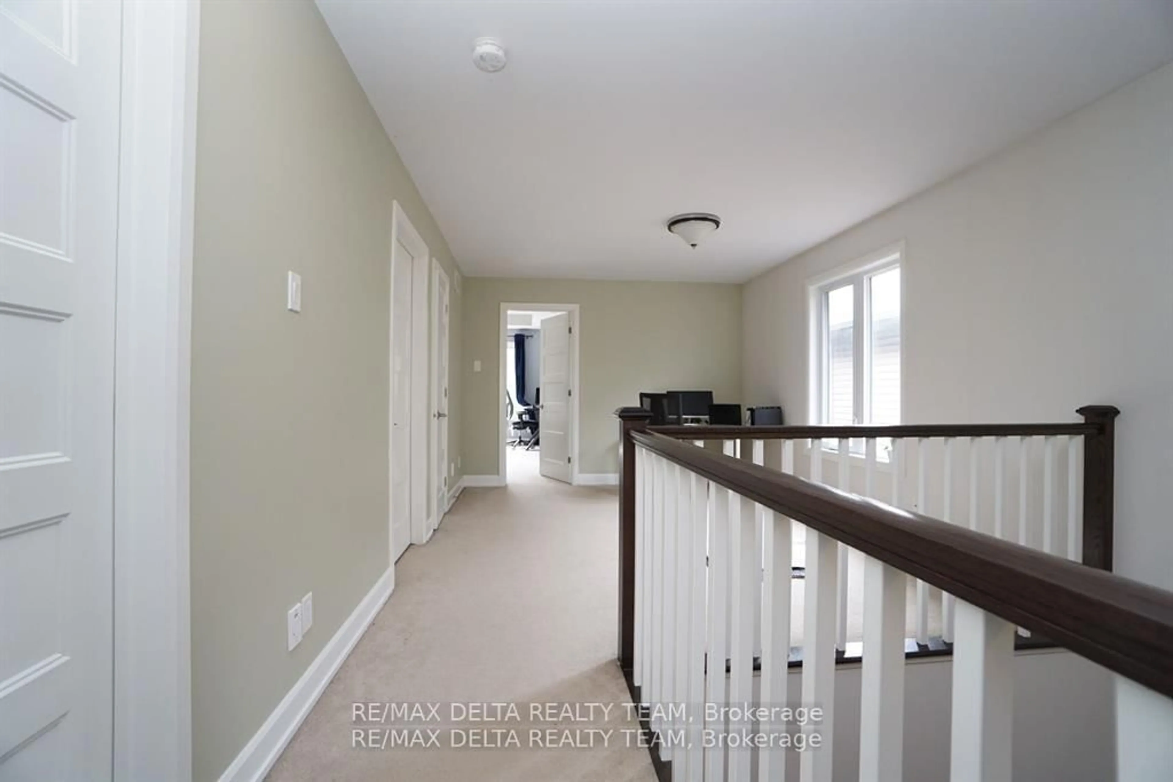 Unknown for 498 Moodie Dr, Ottawa Ontario K2H 8A7