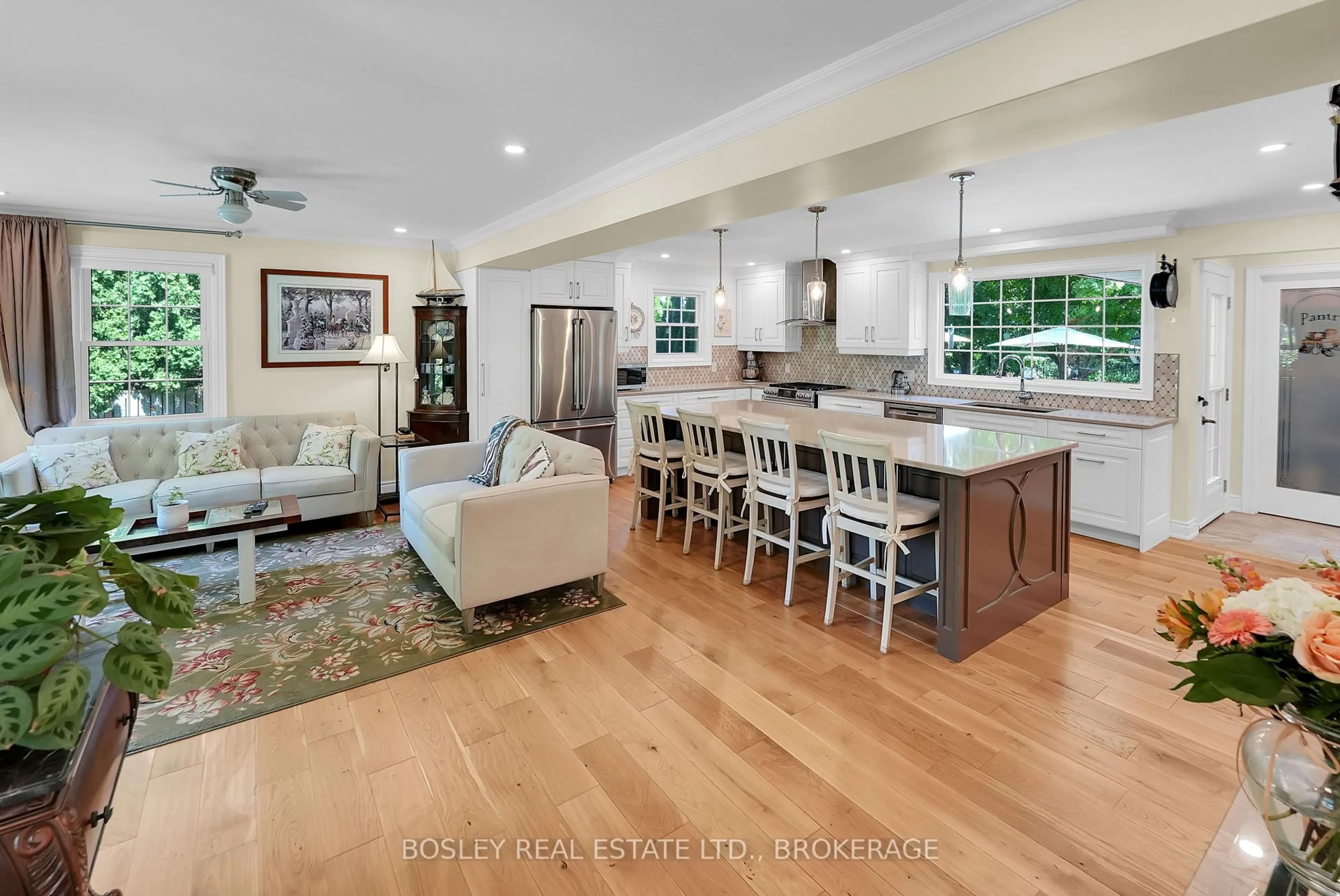 Open concept kitchen, unknown for 3 The Promenade, Niagara-on-the-Lake Ontario L0S 1J0