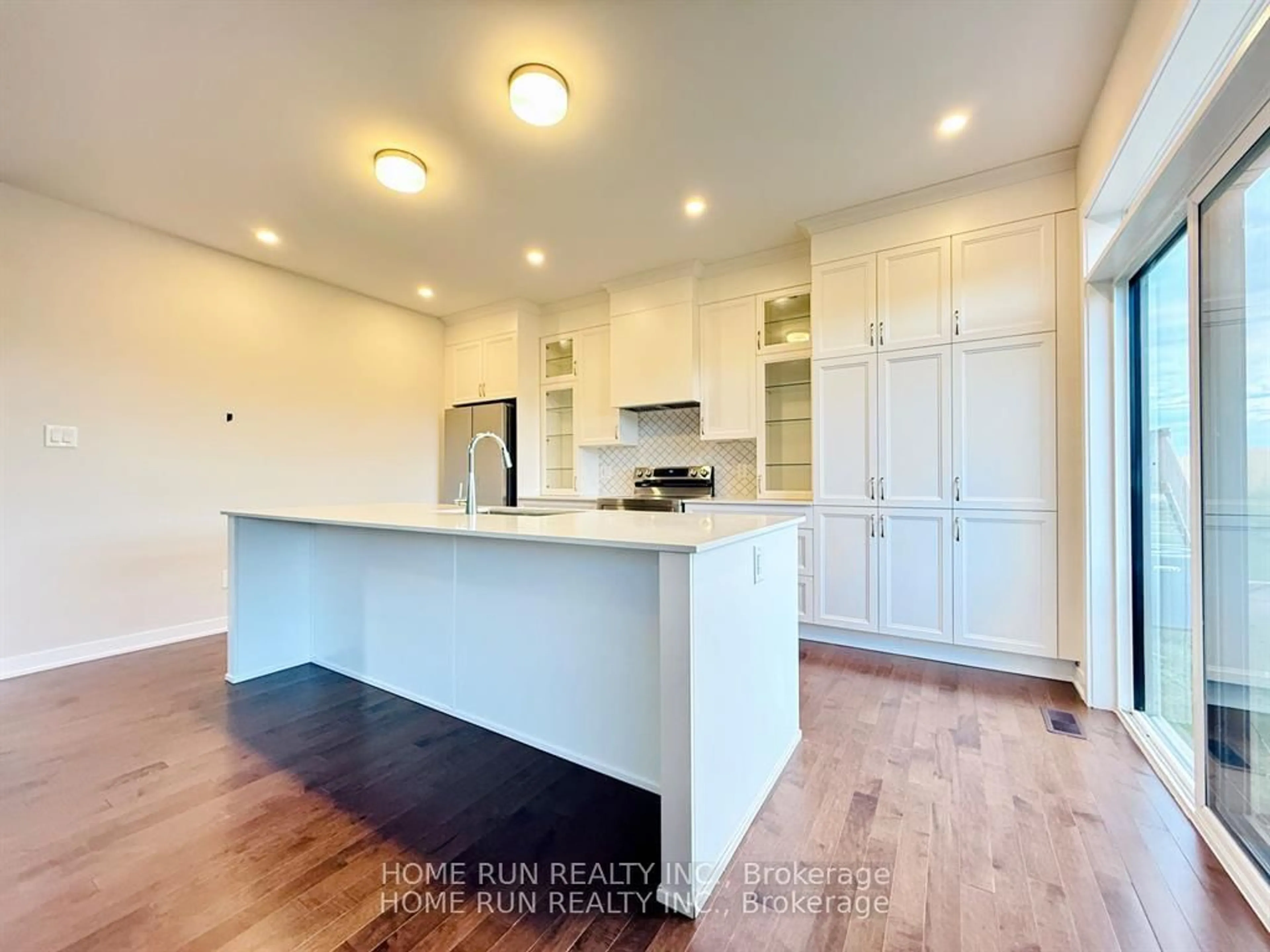 Open concept kitchen, unknown for 764 Eminence St, Ottawa Ontario K2J 6X6