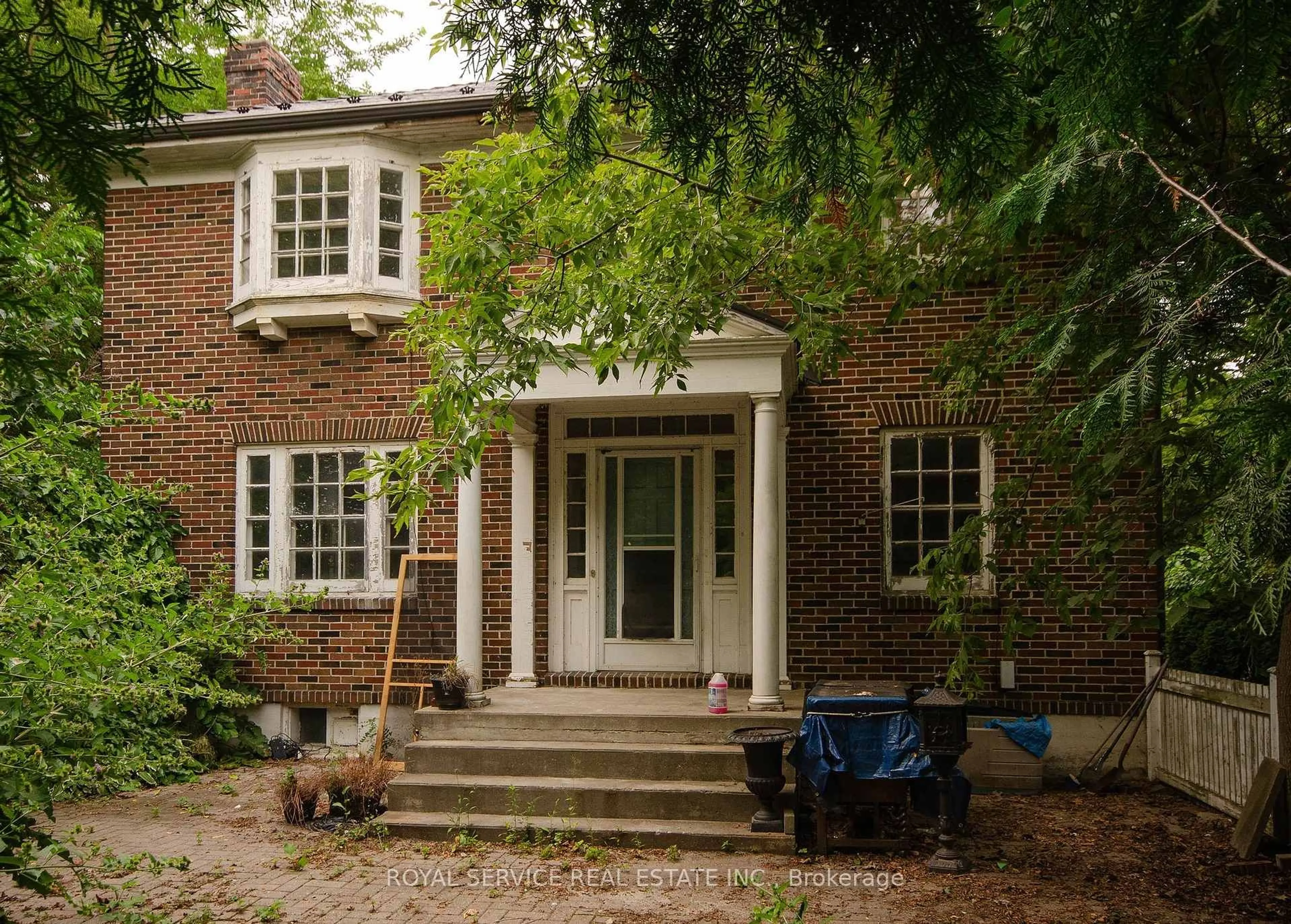 Home with brick exterior material, street for 52 King St, Port Hope Ontario L1A 2R5