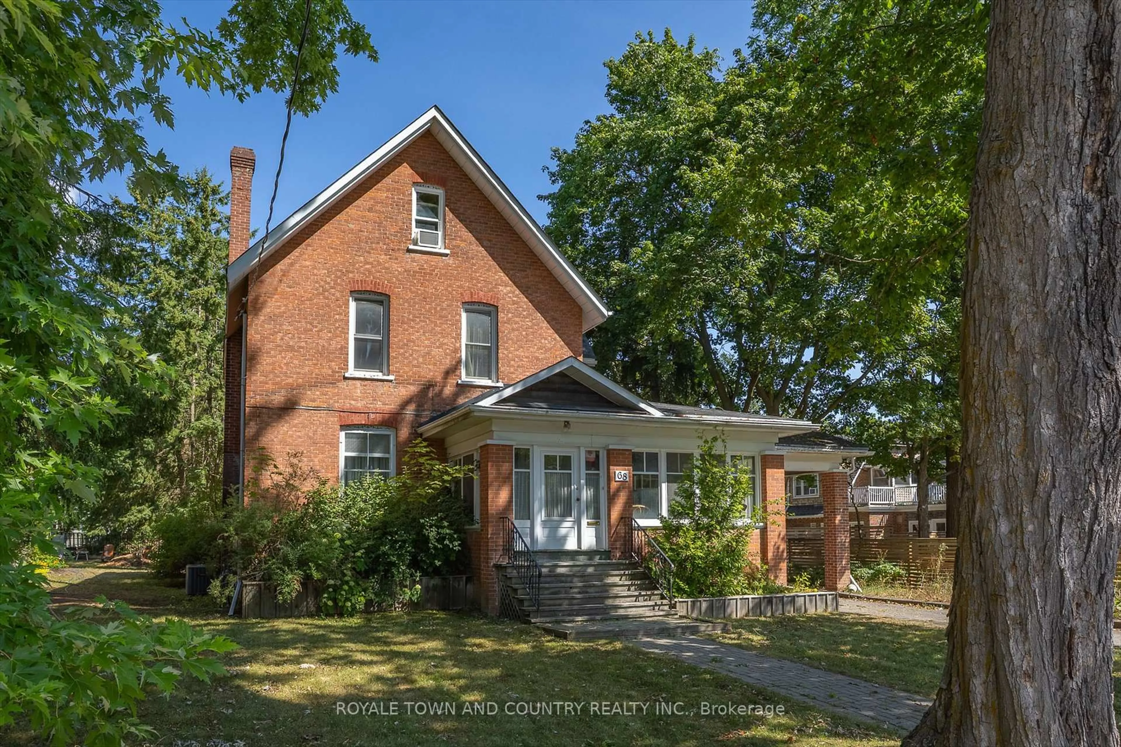 Home with brick exterior material, street for 68 PEEL St, Kawartha Lakes Ontario K9V 3M5