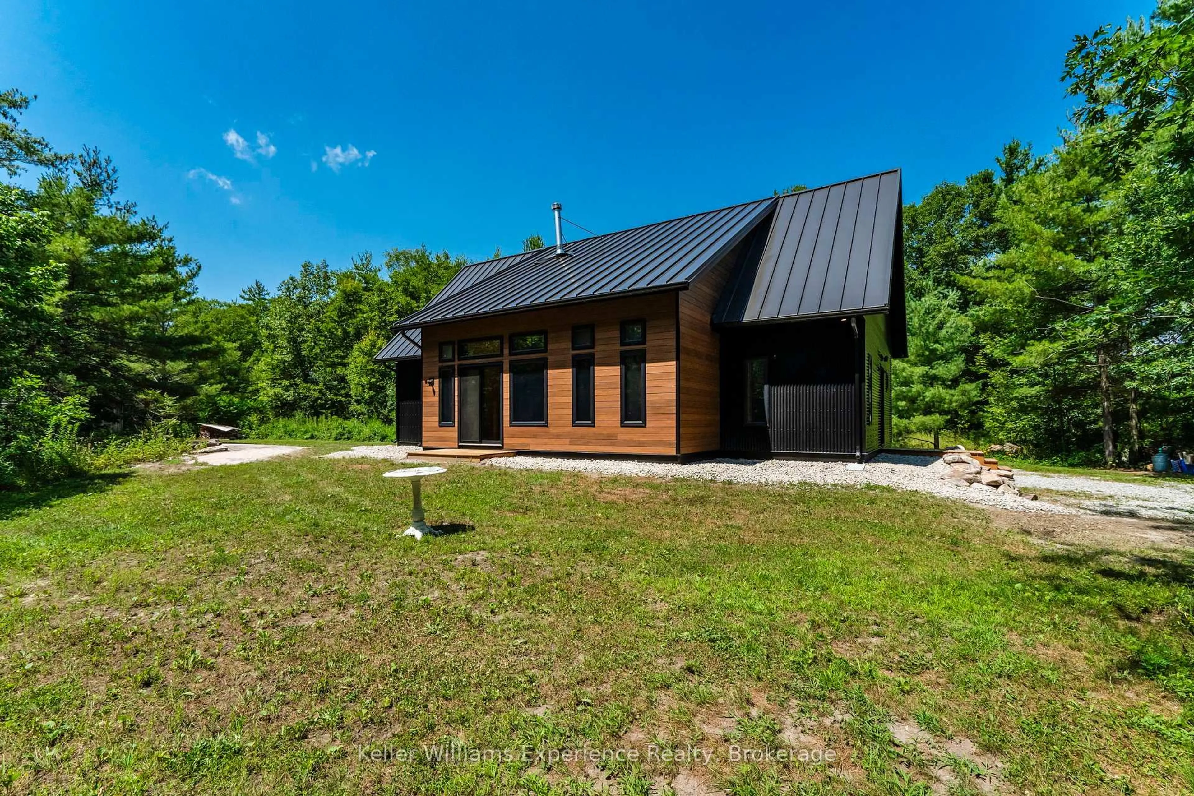 Unknown for 753 Honey Harbour Rd, Georgian Bay Ontario L0K 1S0