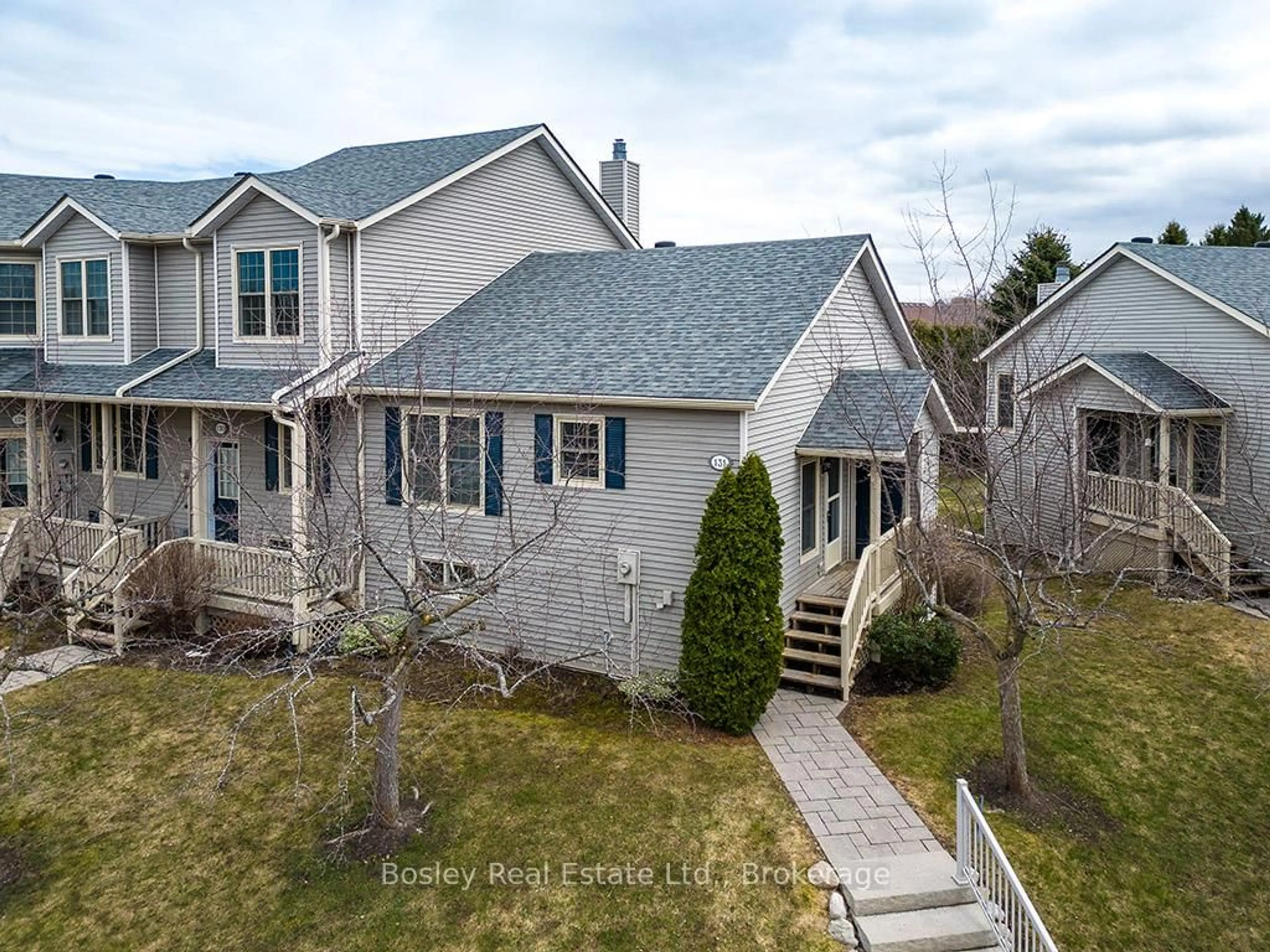 A pic from outside/outdoor area/front of a property/back of a property/a pic from drone, street for 150 Victoria St #131, Blue Mountains Ontario N0H 2P0