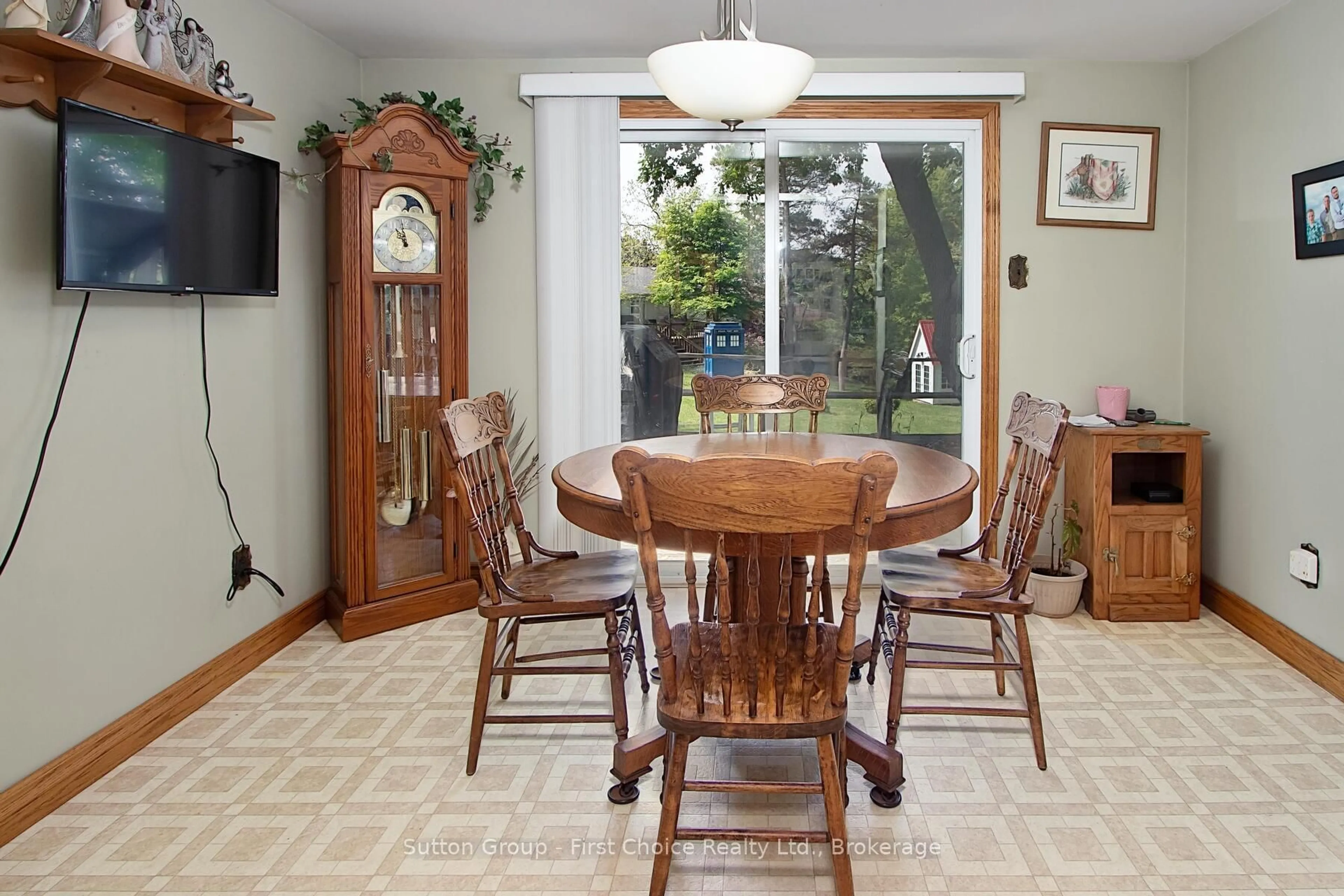Dining room, unknown for 3 Pugh St, Perth East Ontario N0K 1M0