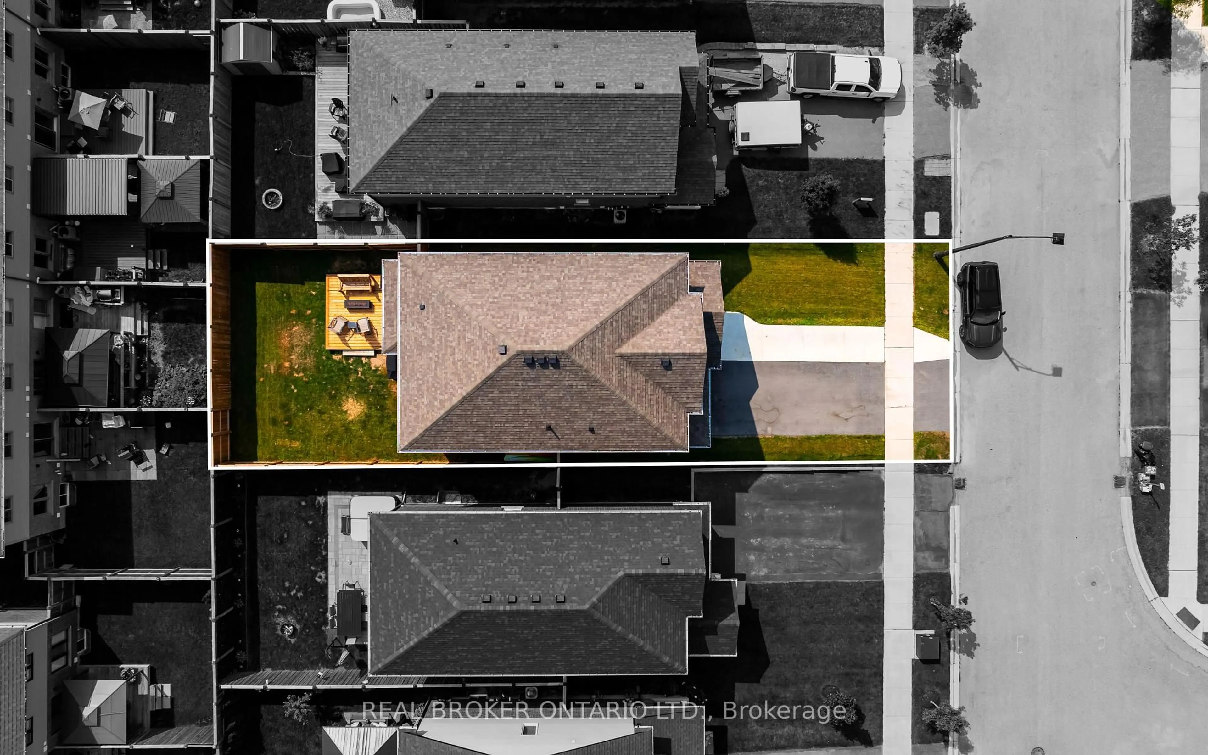 A pic from outside/outdoor area/front of a property/back of a property/a pic from drone, city buildings view from balcony for 69 Miranda Path, Woolwich Ontario N3B 2C6