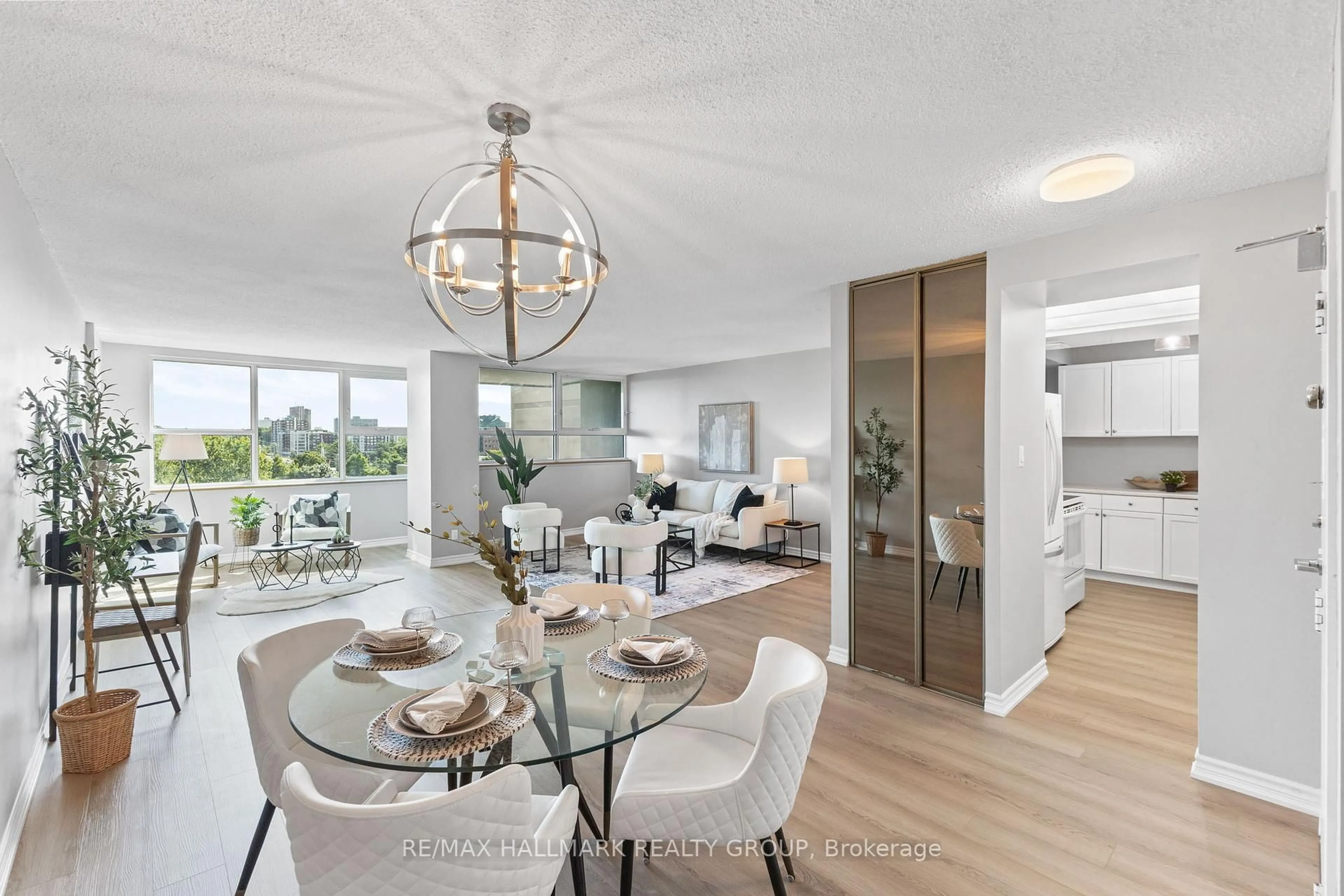 Open concept kitchen, unknown for 555 Brittany Dr #1009, Ottawa Ontario K1K 4C5