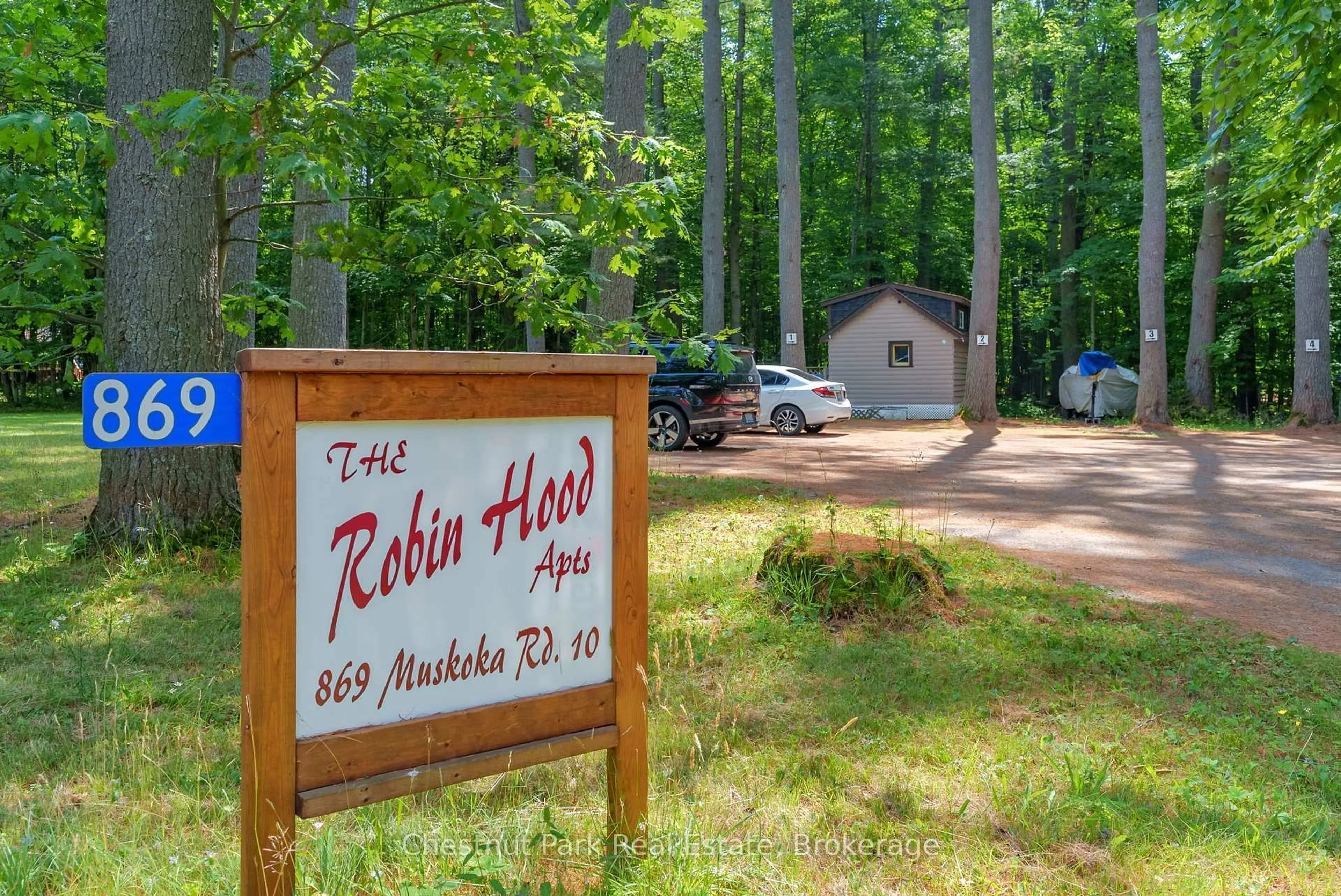 Unknown for 869 Muskoka Road 10, Huntsville Ontario P0B 1L0