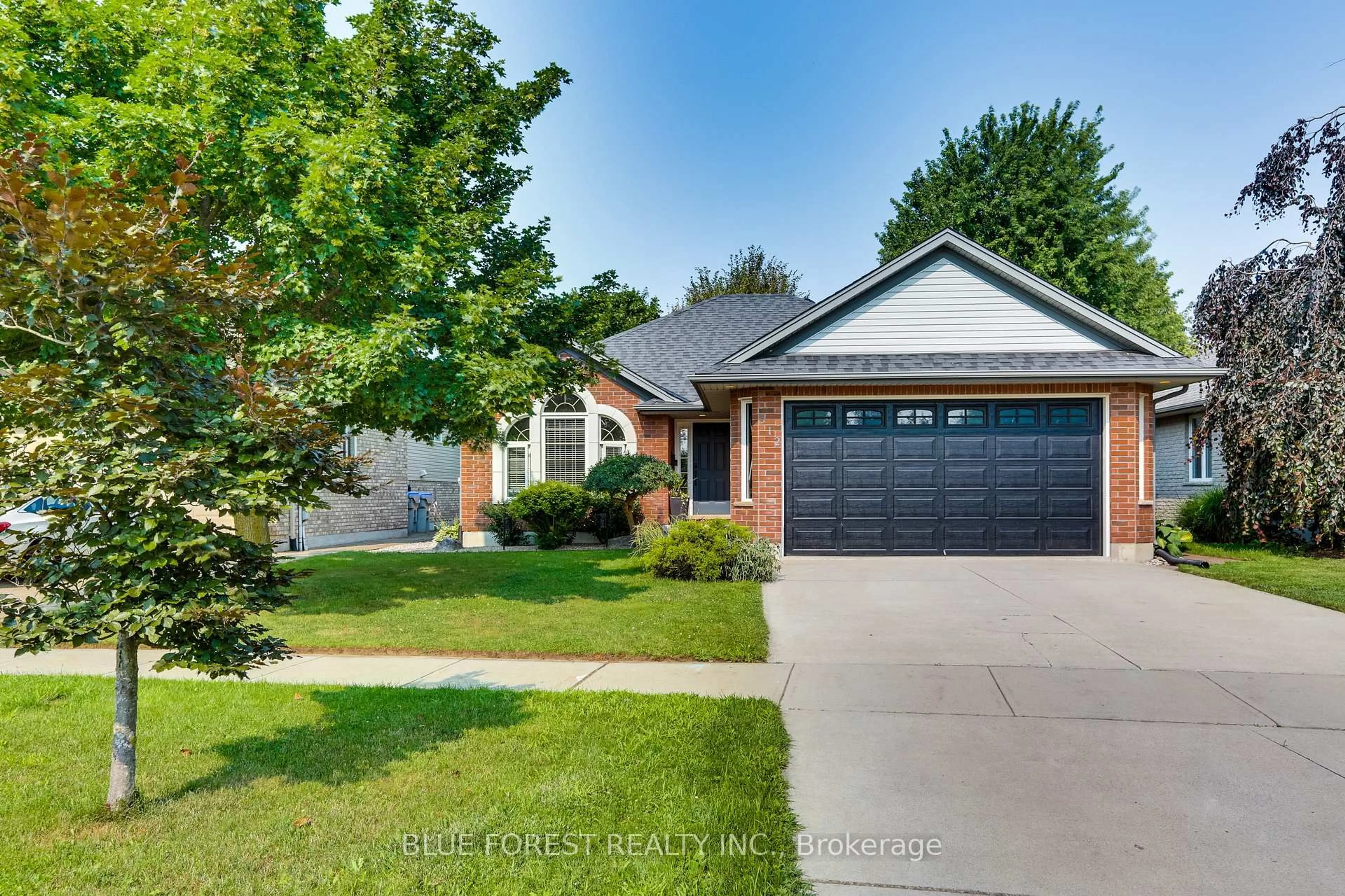 Home with brick exterior material, street for 512 Darcy Dr, Strathroy-Caradoc Ontario N7G 4L1