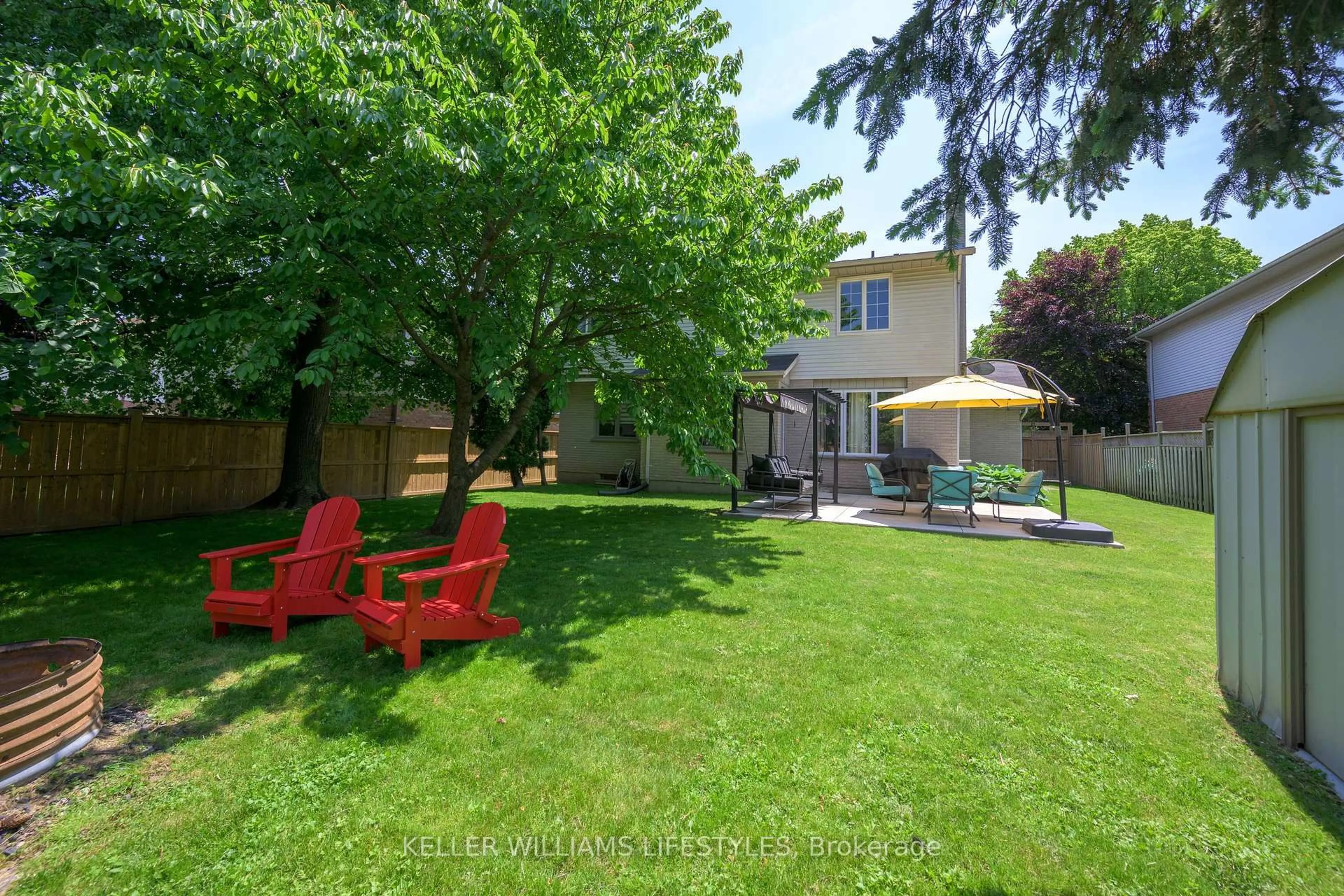 Patio, street for 18 Thunderbird Cres, London South Ontario N6J 4P5