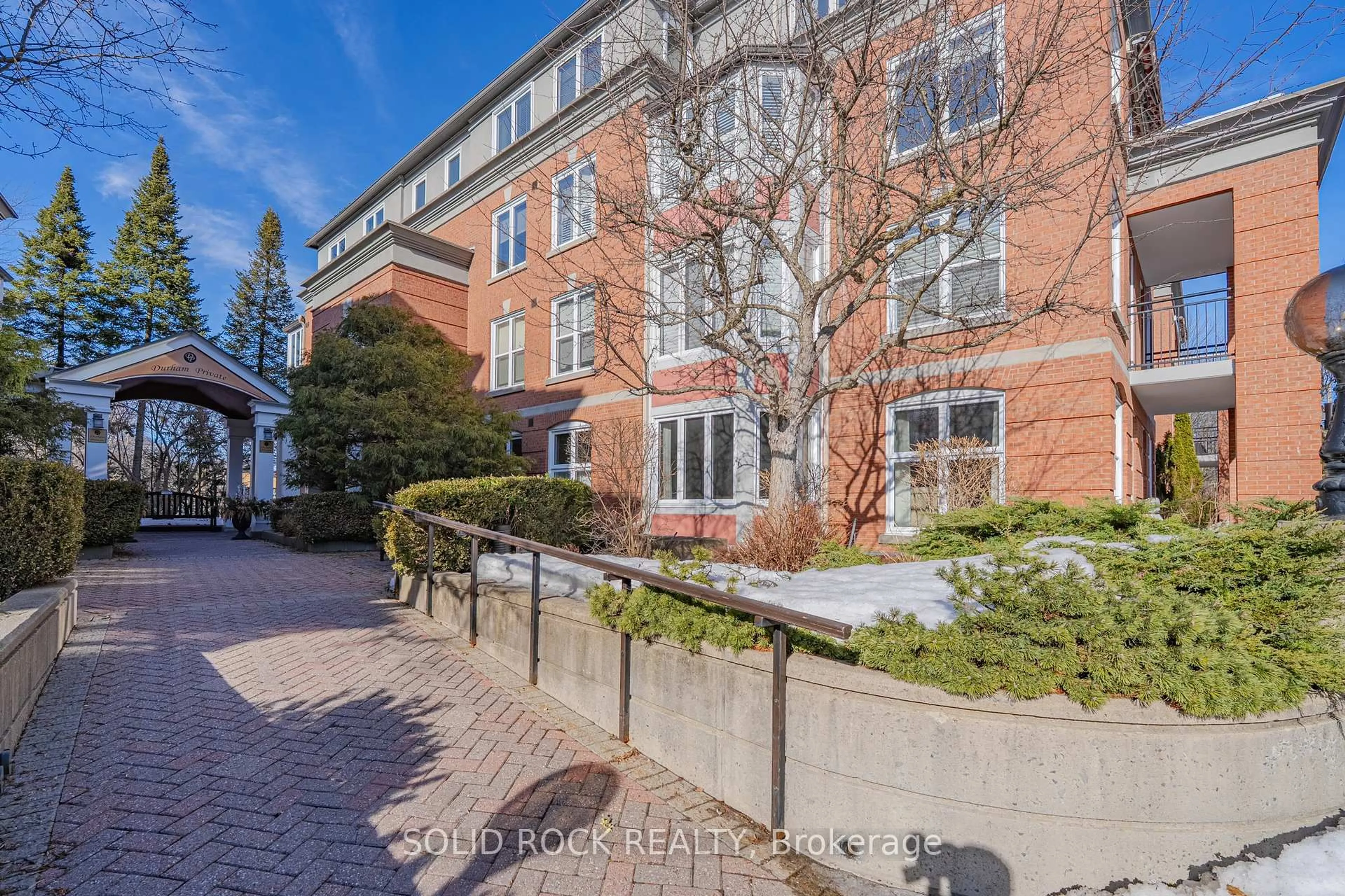 A pic from outside/outdoor area/front of a property/back of a property/a pic from drone, street for 11 Durham Private #106, Ottawa Ontario K1M 2H7