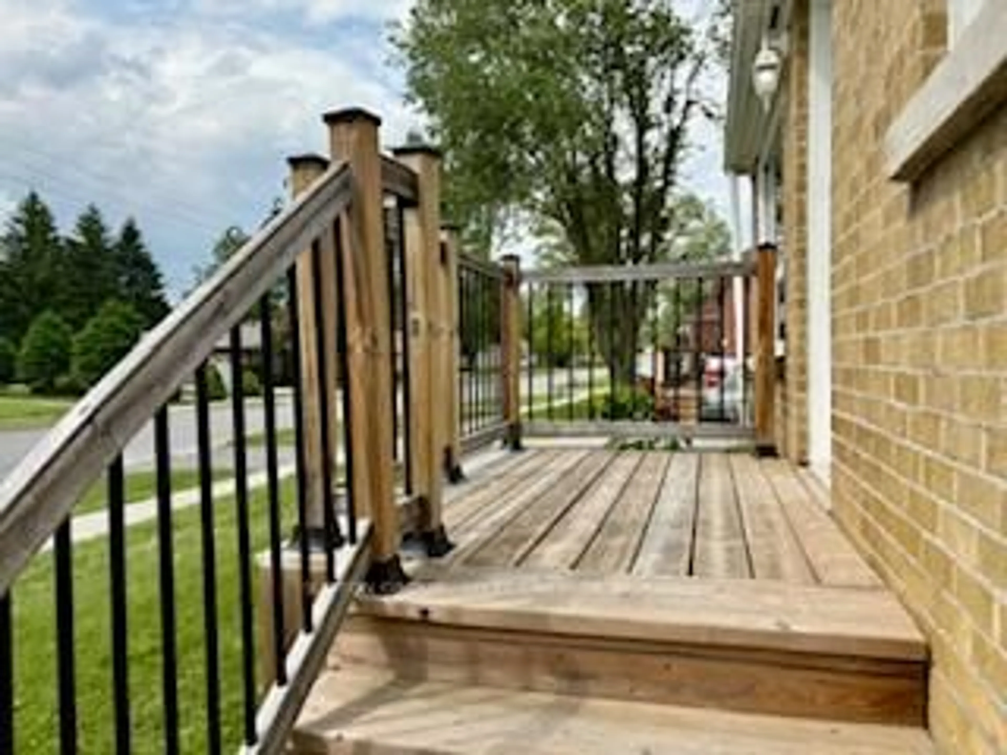 Patio, street for 11 Margaret St, Trent Hills Ontario K0L 1L0