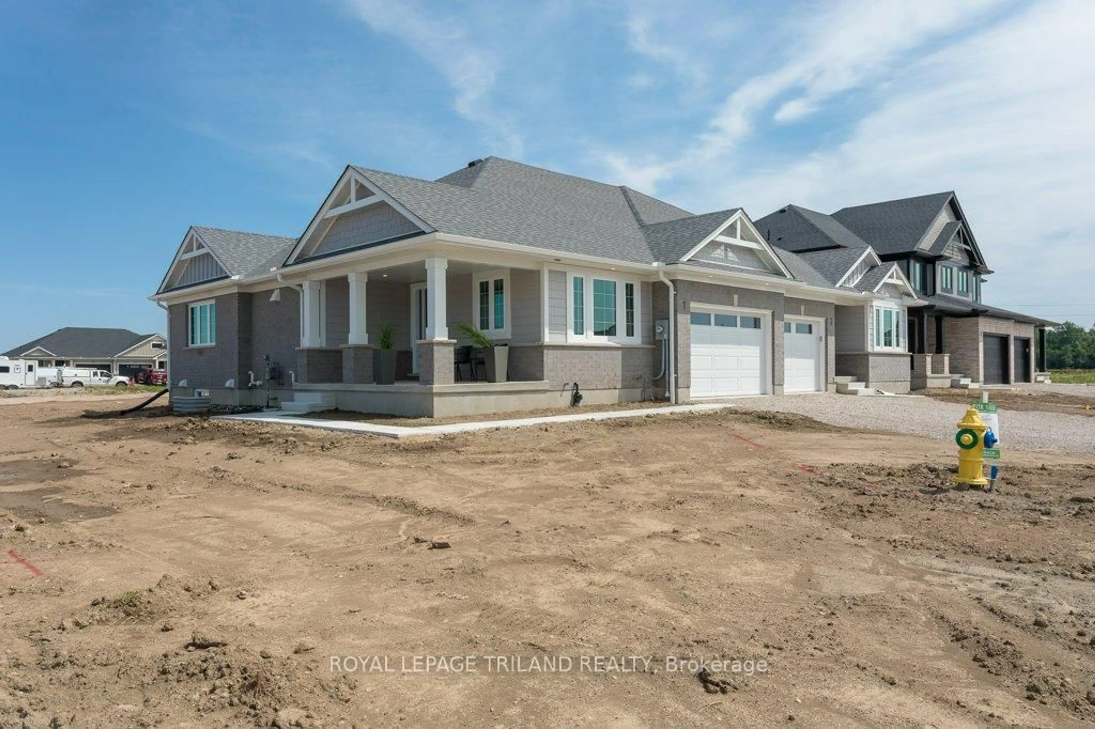 Home with vinyl exterior material, street for 1 Harrow Lane, St. Thomas Ontario N5R 0P3