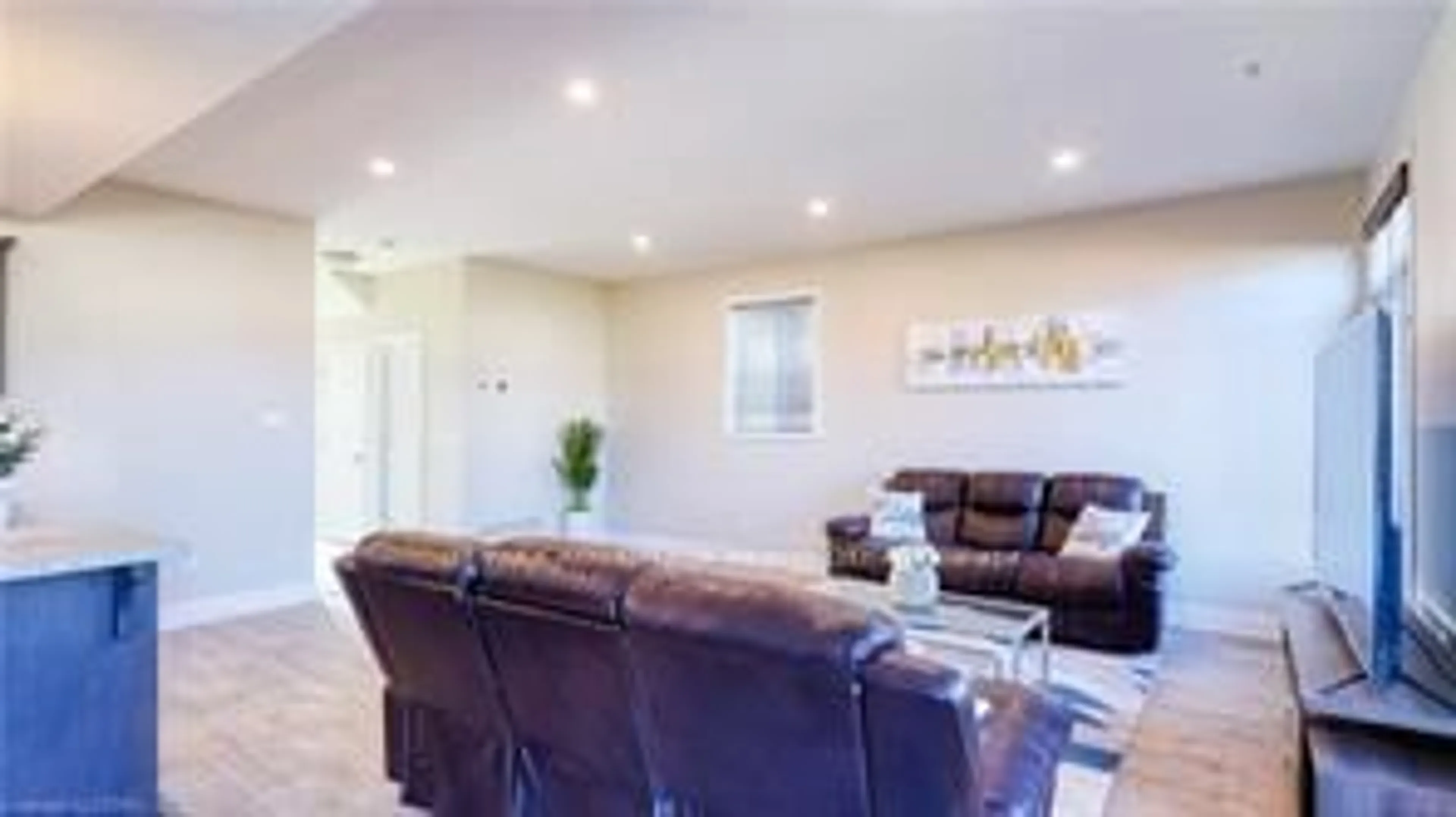 Living room with furniture, unknown for 47 Ashberry Pl, St. Thomas Ontario N5R 0H9