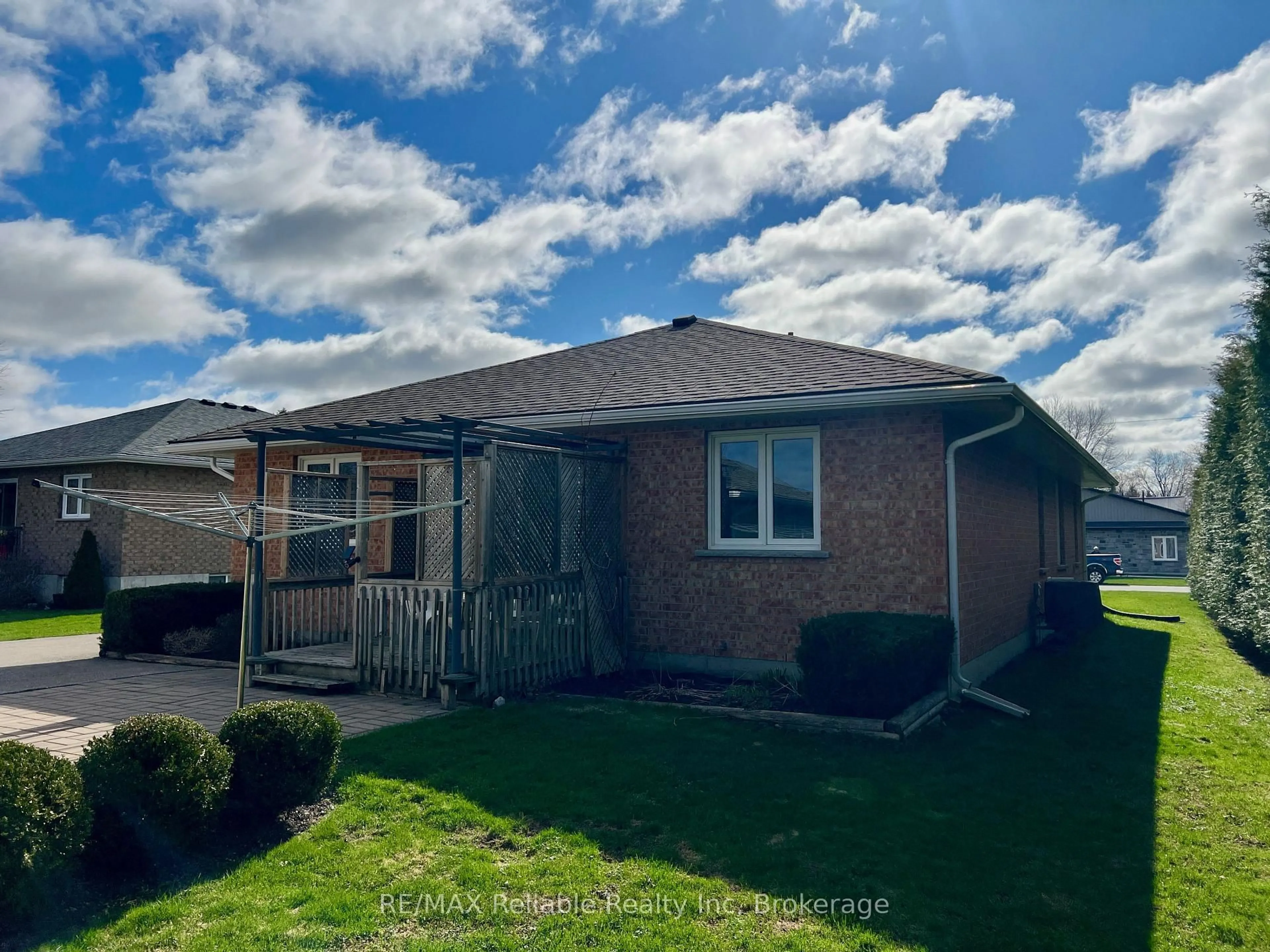 Home with vinyl exterior material, street for 75 Ord St, Huron East Ontario N0K 1W0