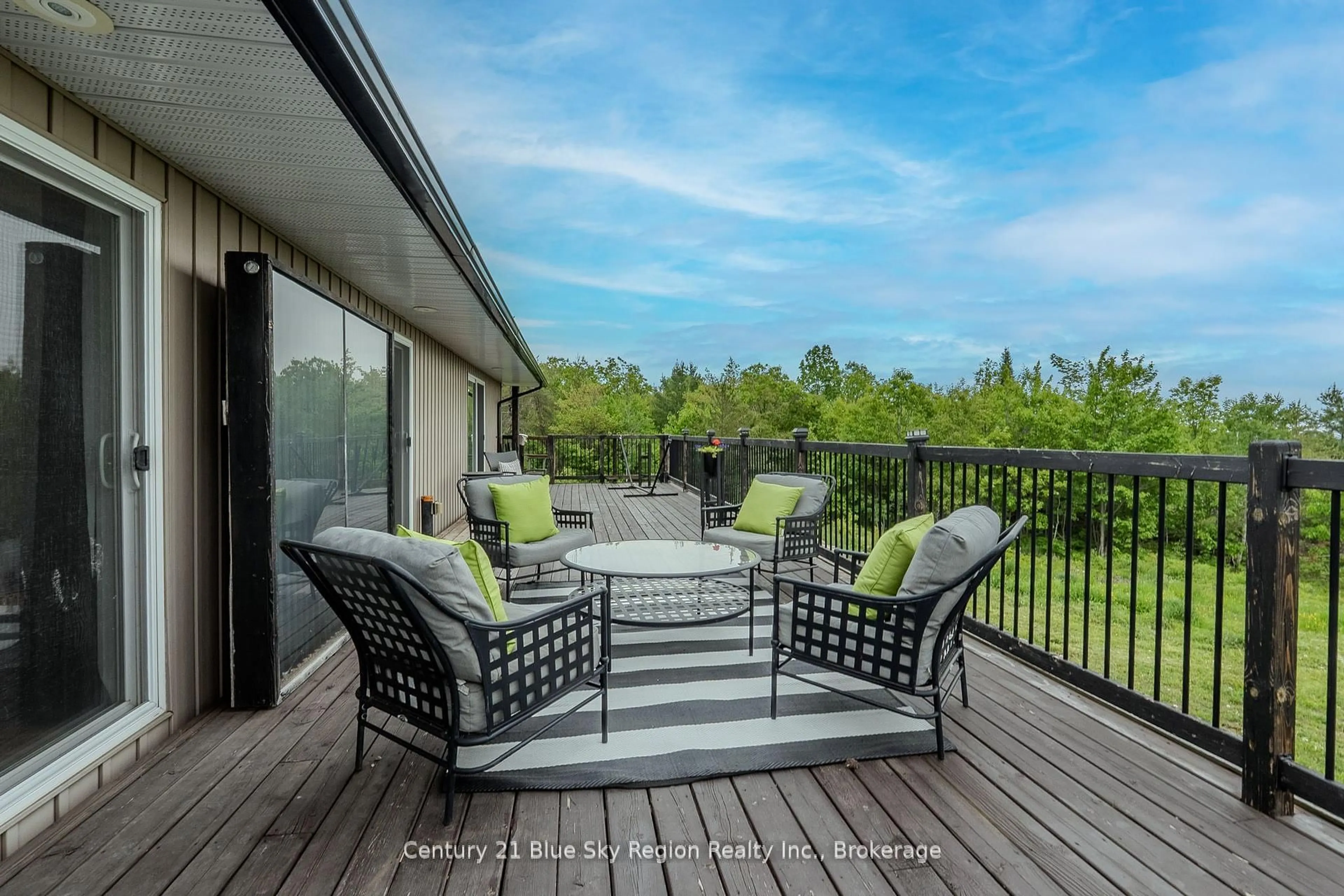 Patio, water/lake/river/ocean view for 11327 Highway 17, West Nipissing Ontario P0H 1G0