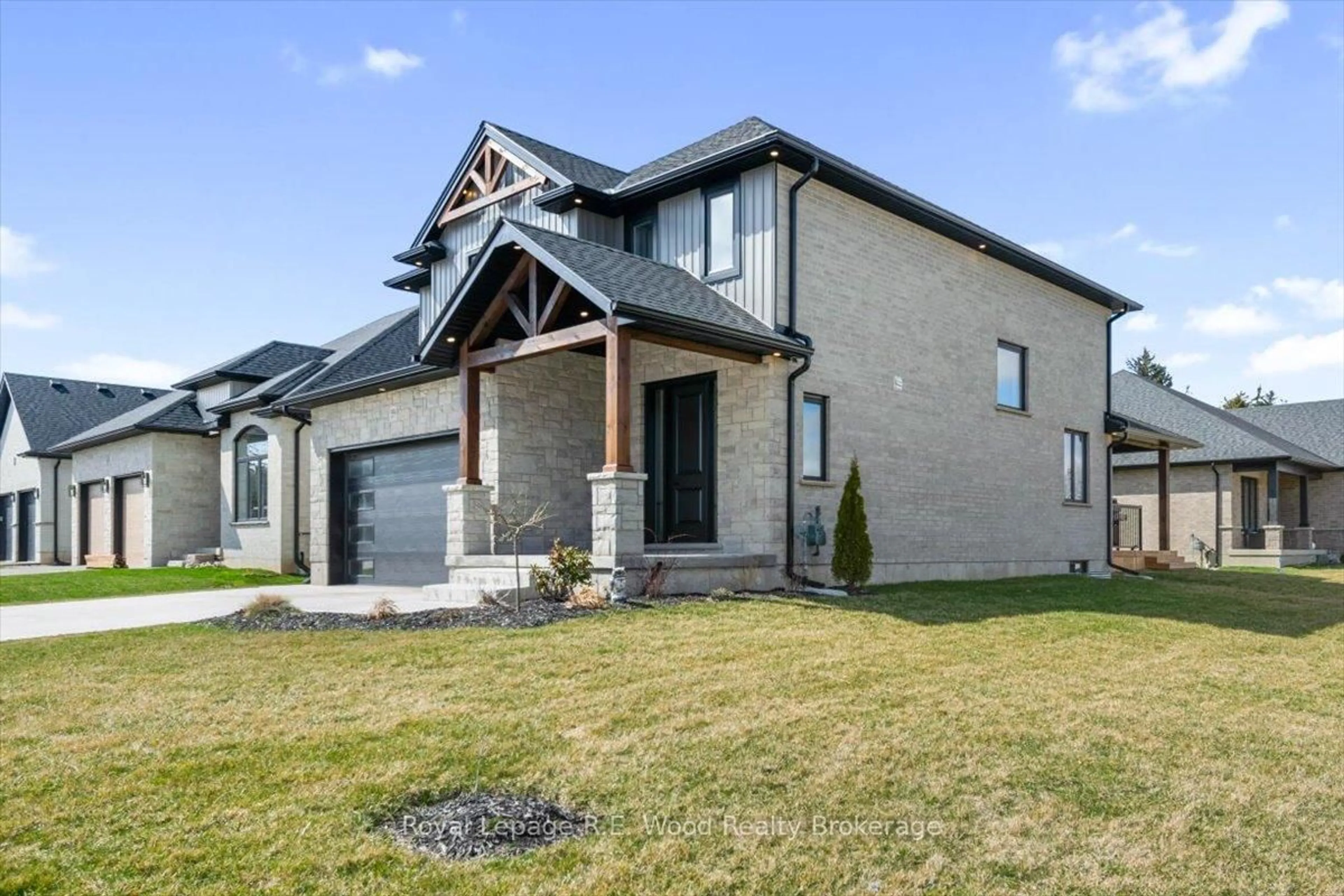 Home with brick exterior material, street for 39 Herb St, Norwich Ontario N0J 1P0