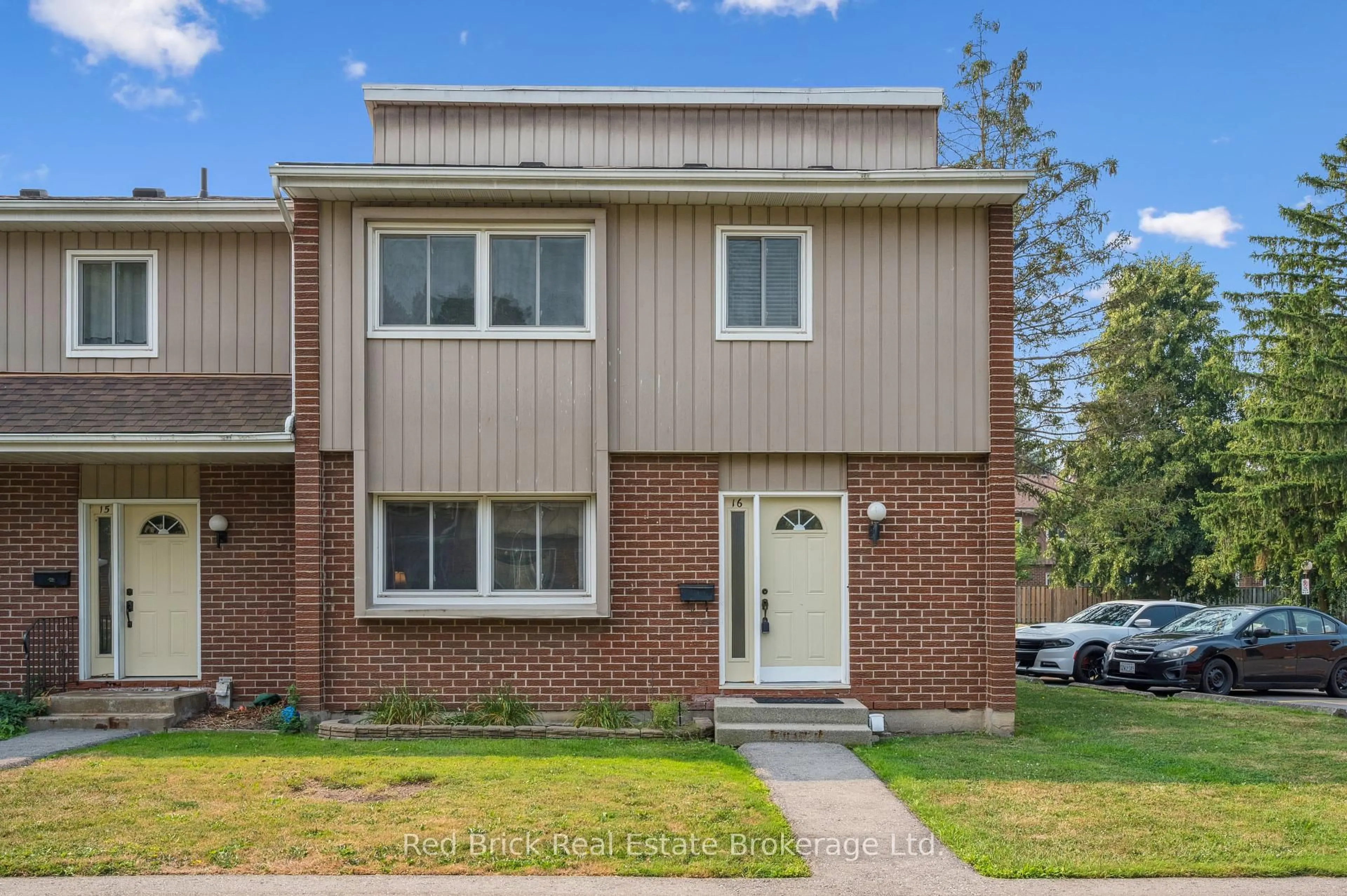 Home with brick exterior material, street for 121 University Ave #16, Waterloo Ontario N2J 4J1
