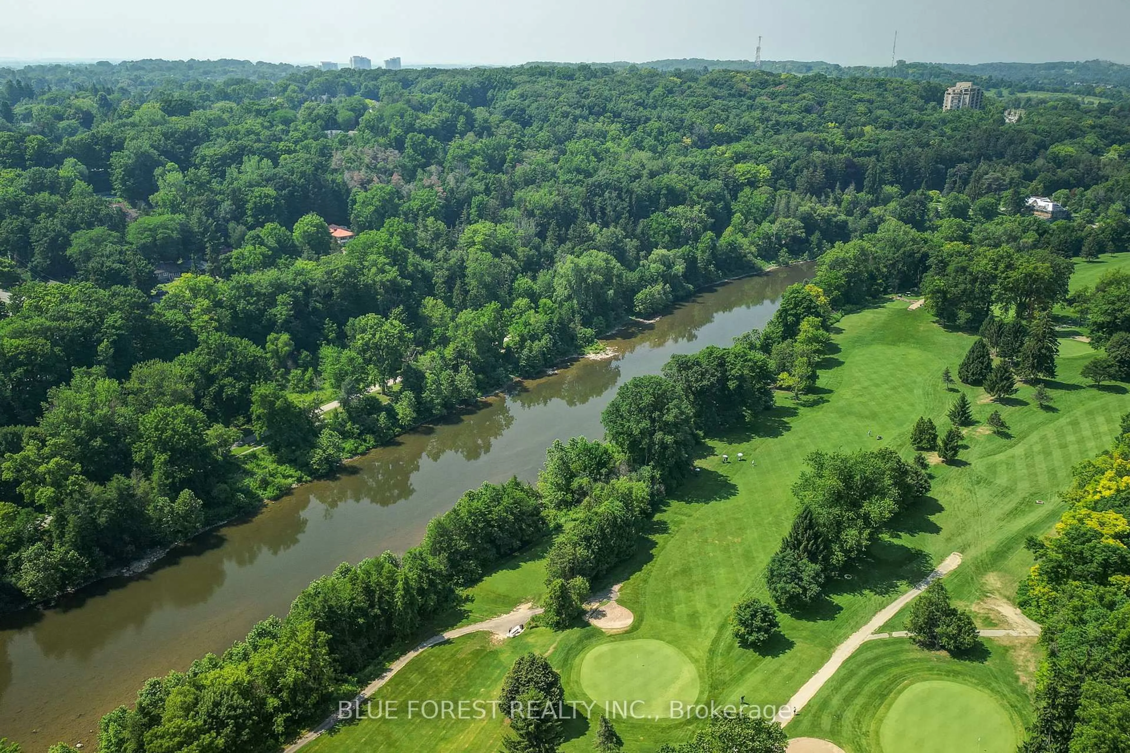 A pic from outside/outdoor area/front of a property/back of a property/a pic from drone, water/lake/river/ocean view for 800 SPRINGBANK Dr, London South Ontario N6K 1A4