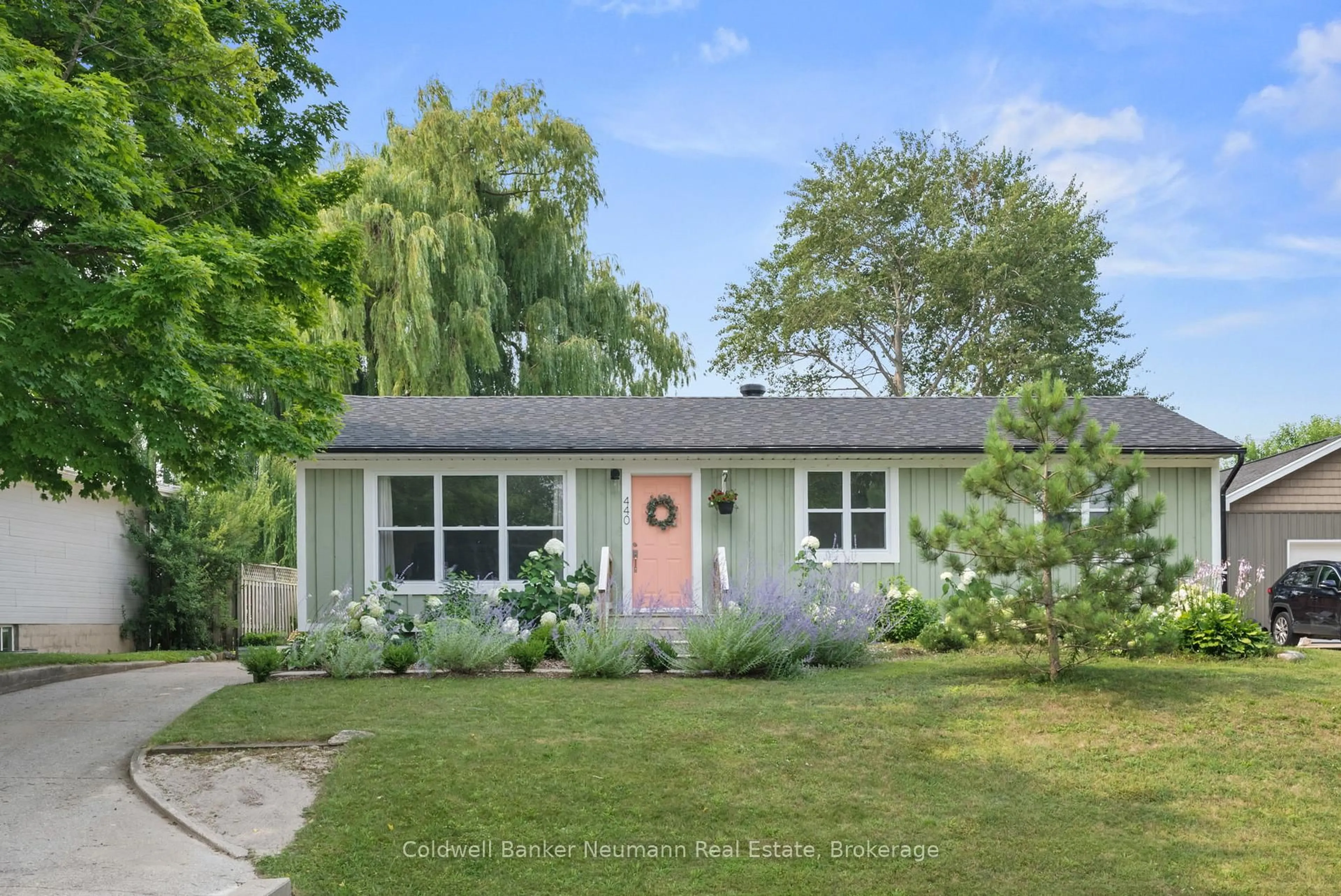 Unknown for 440 Provincial St, Saugeen Shores Ontario N0H 2C1