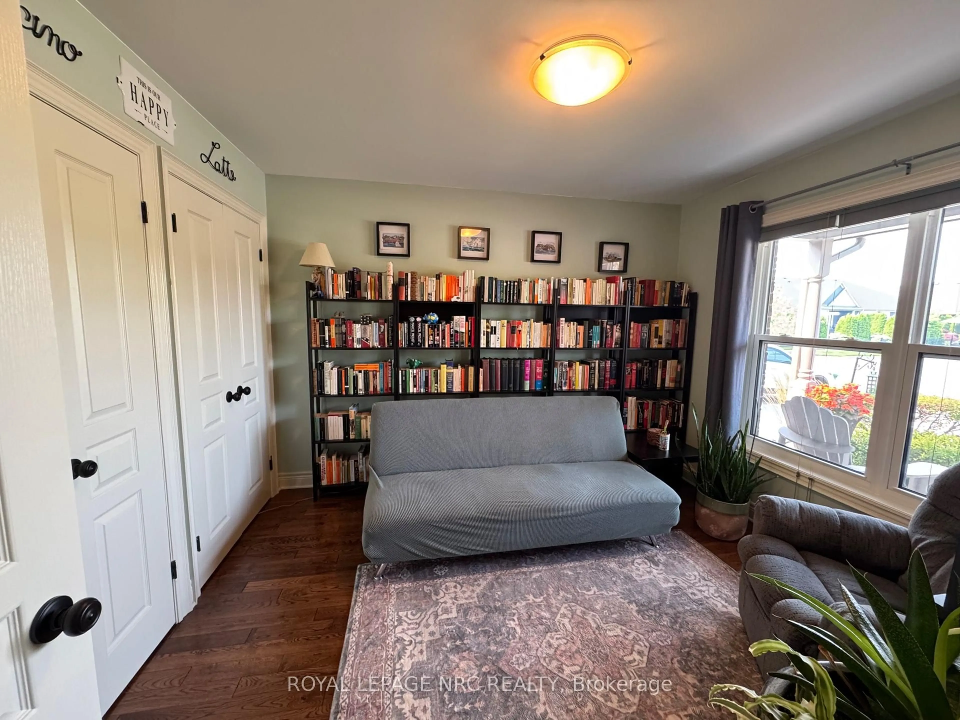A pic of a room for 70 Parkside Dr, St. Catharines Ontario L2M 1M4