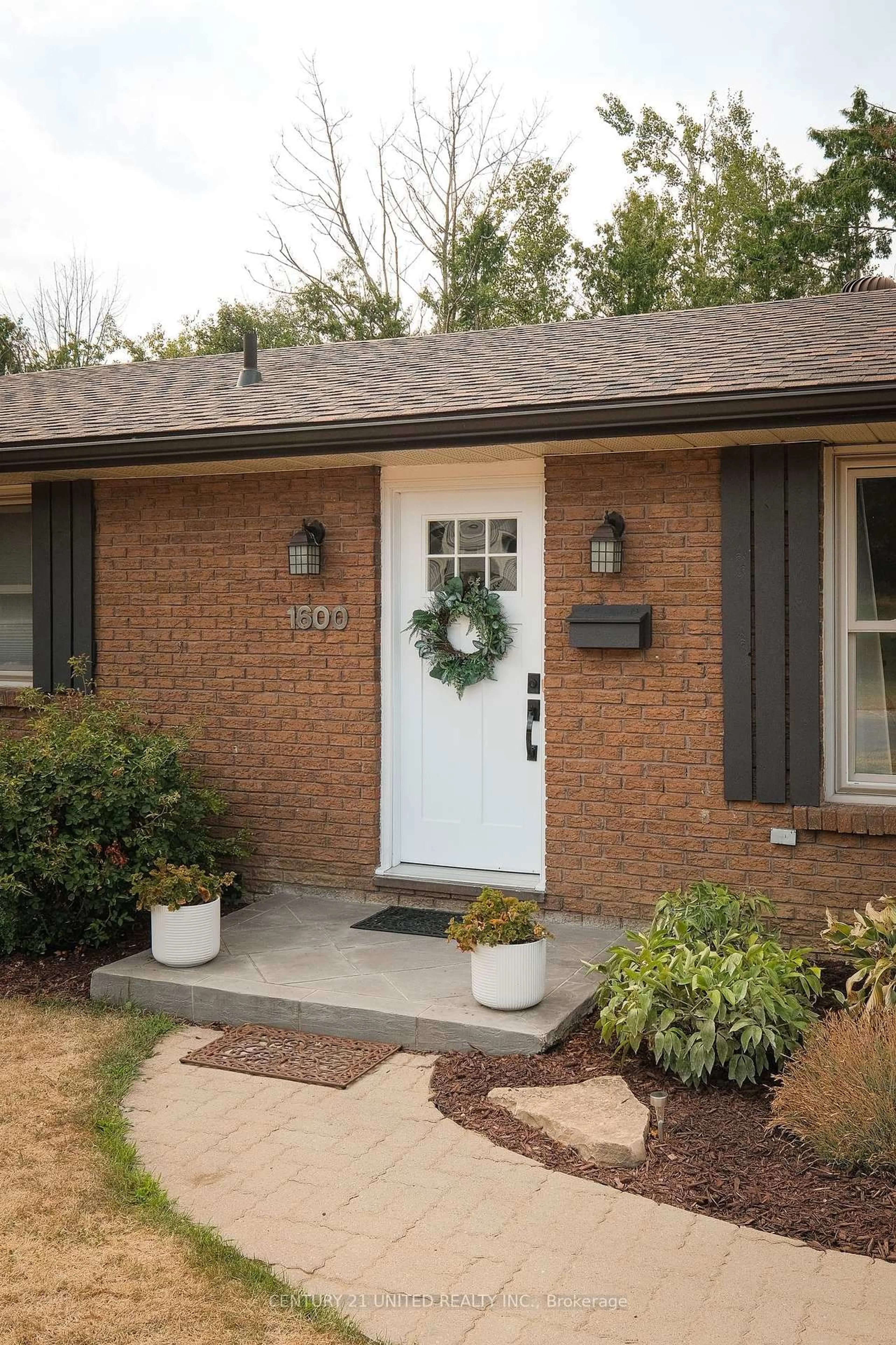 Home with brick exterior material, street for 1600 Redwood Dr, Peterborough West Ontario K9K 1B4