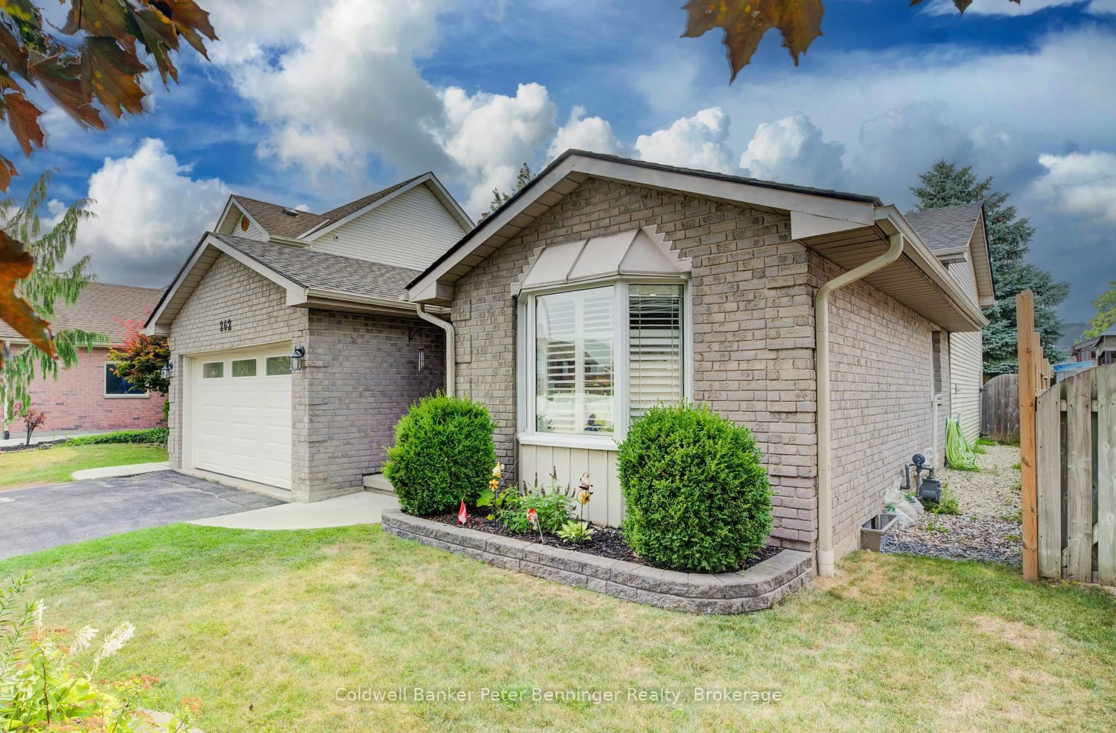 Home with brick exterior material, street for 262 Scott Rd, Cambridge Ontario N3C 3W8