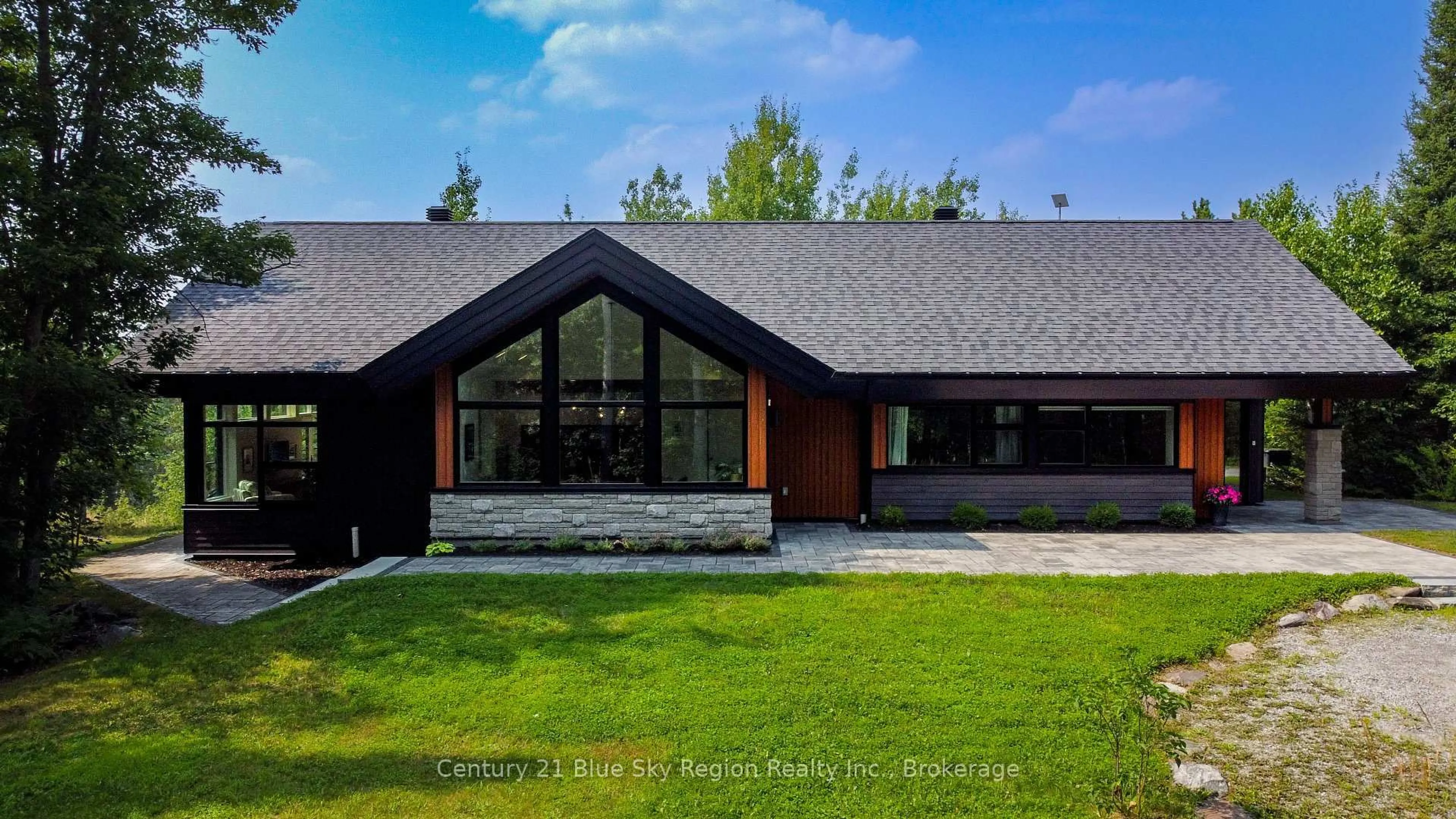 Home with brick exterior material, building for 413 Johnson Rd, East Ferris Ontario P0H 1K0