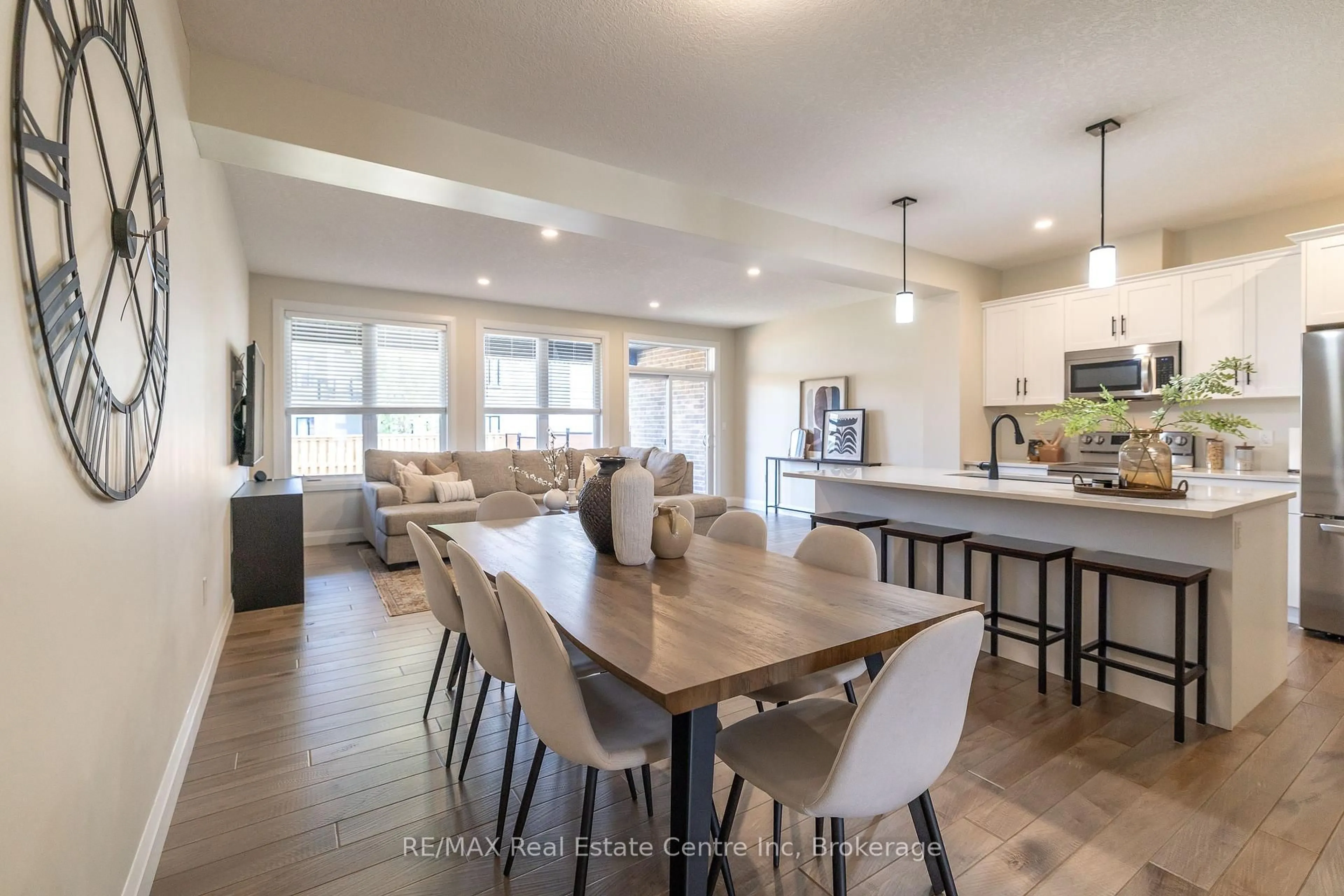 Open concept kitchen, unknown for 69 Rea Dr, Centre Wellington Ontario N1M 0H5