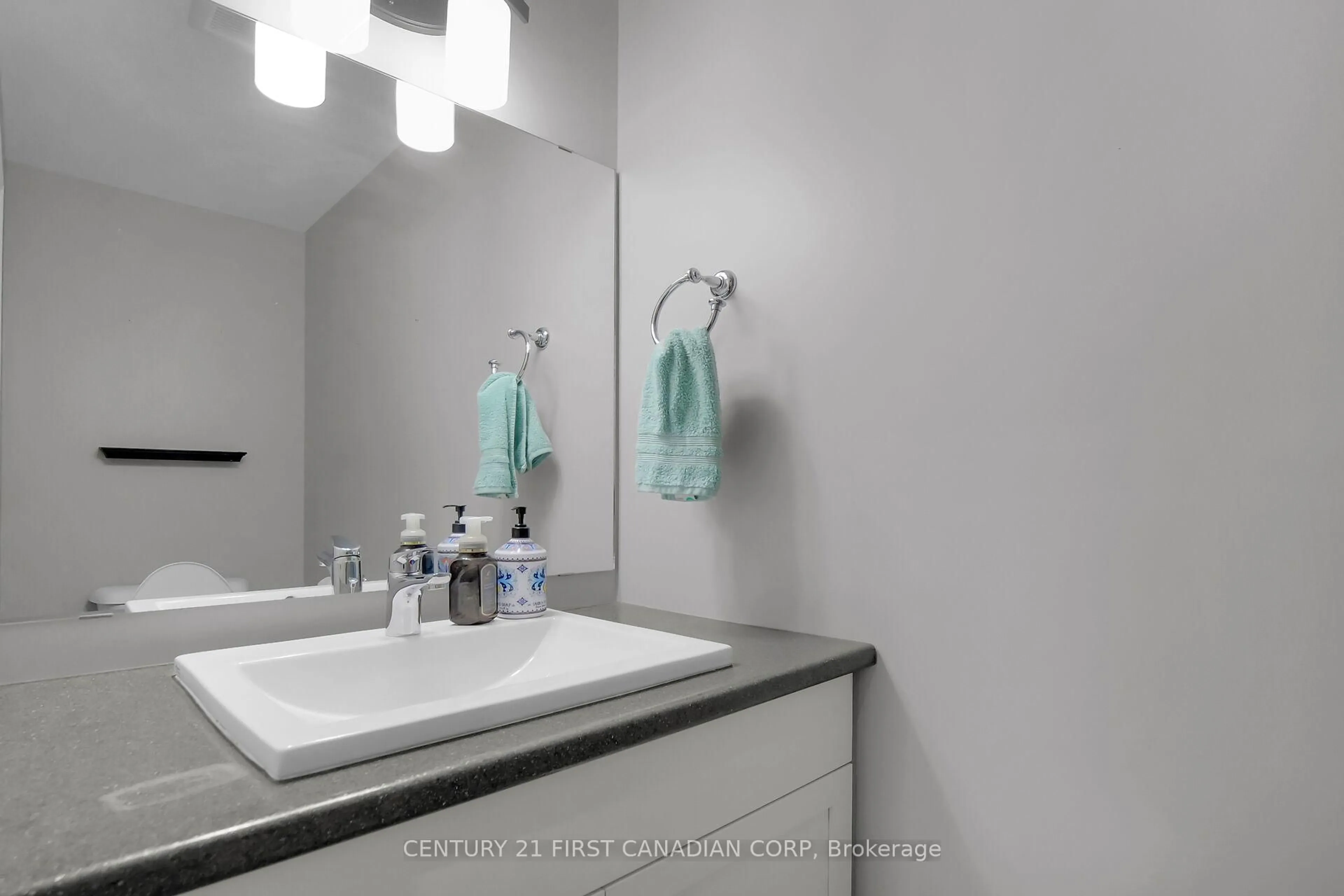 Standard bathroom, ceramic/tile floor for 226 Emery St, Central Elgin Ontario N5L 0A5