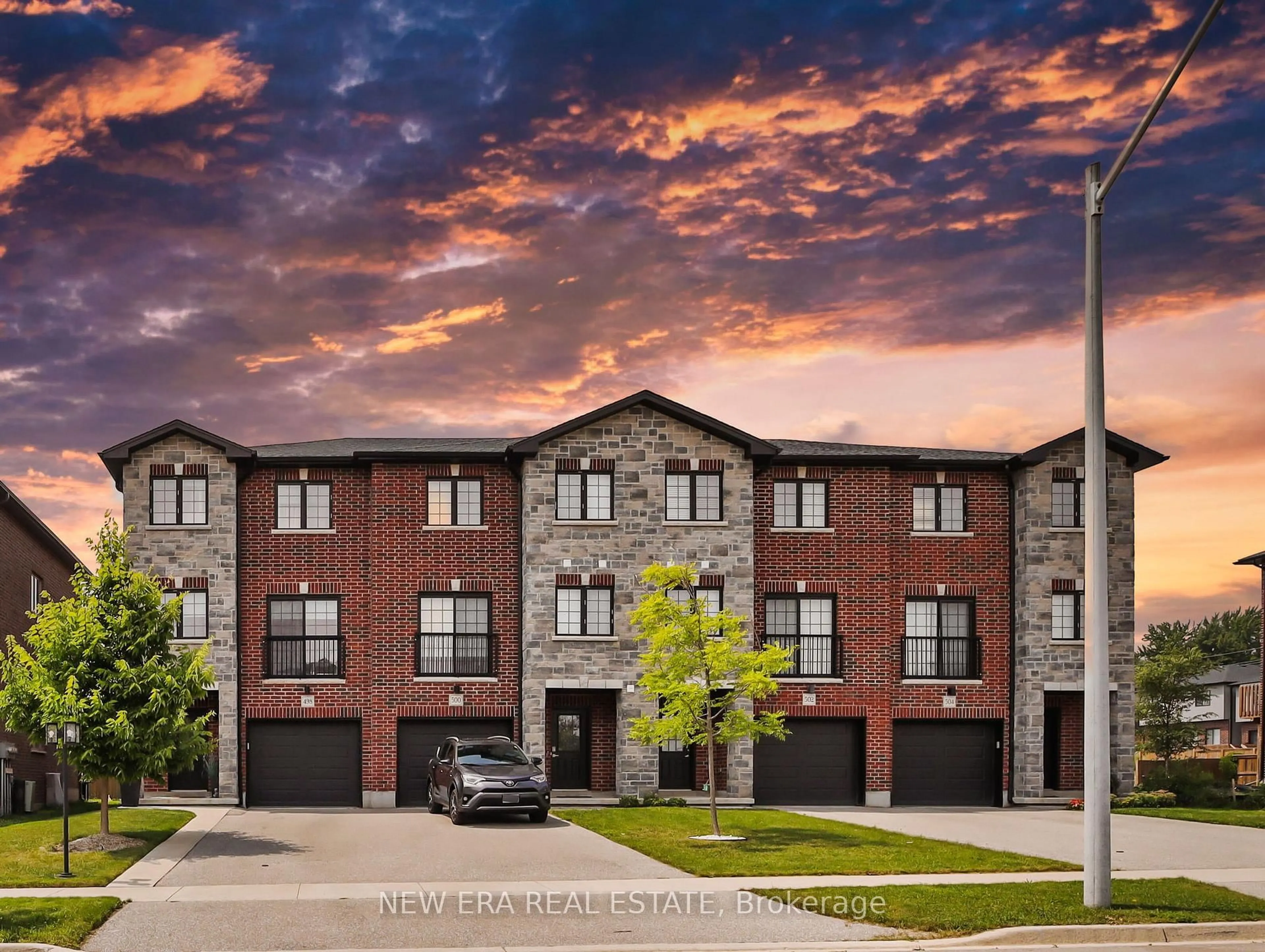 Home with brick exterior material, building for 498 Wismer St, Waterloo Ontario N2K 0E8