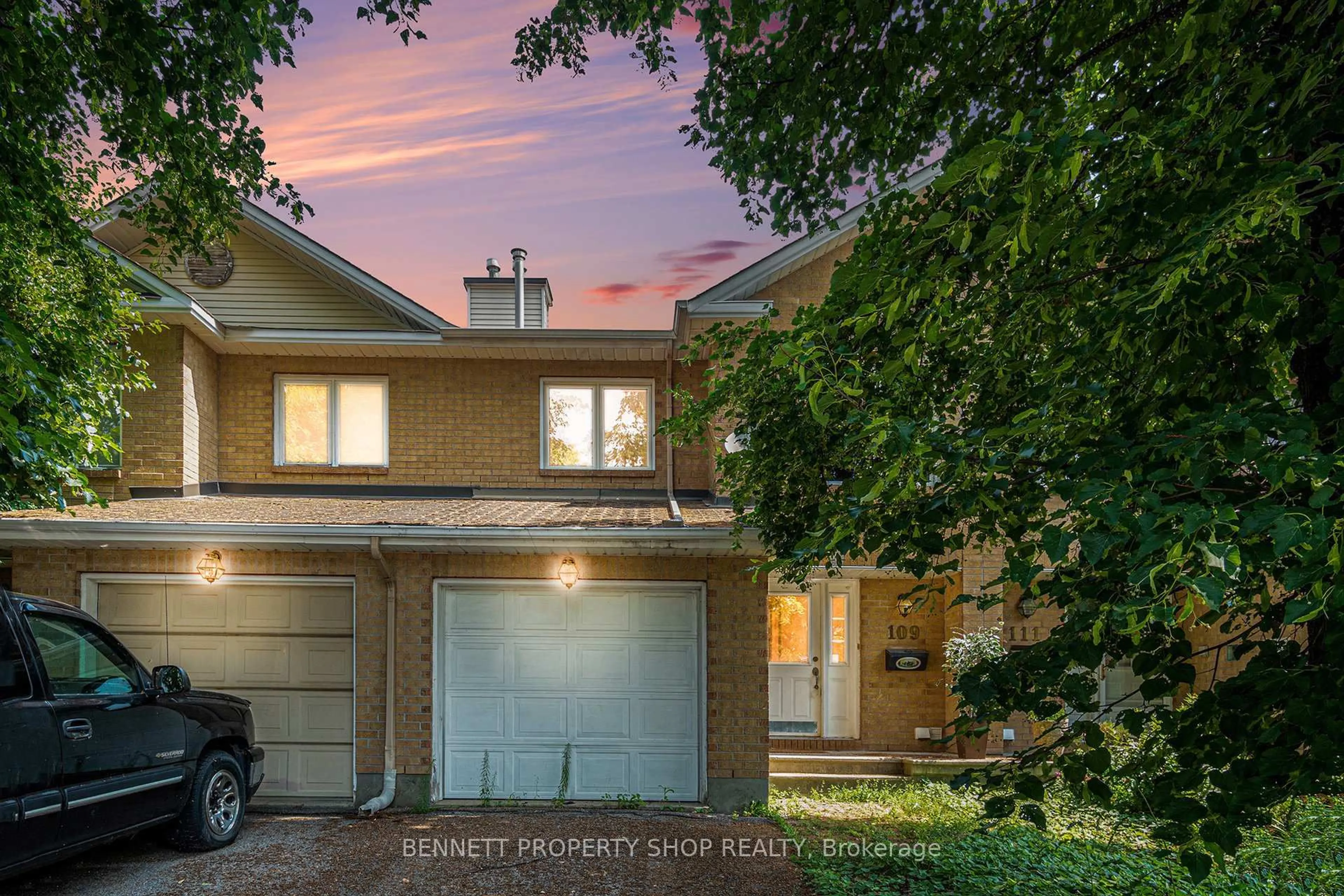 Unknown for 109 Flanders St, Barrhaven Ontario K2J 3P2
