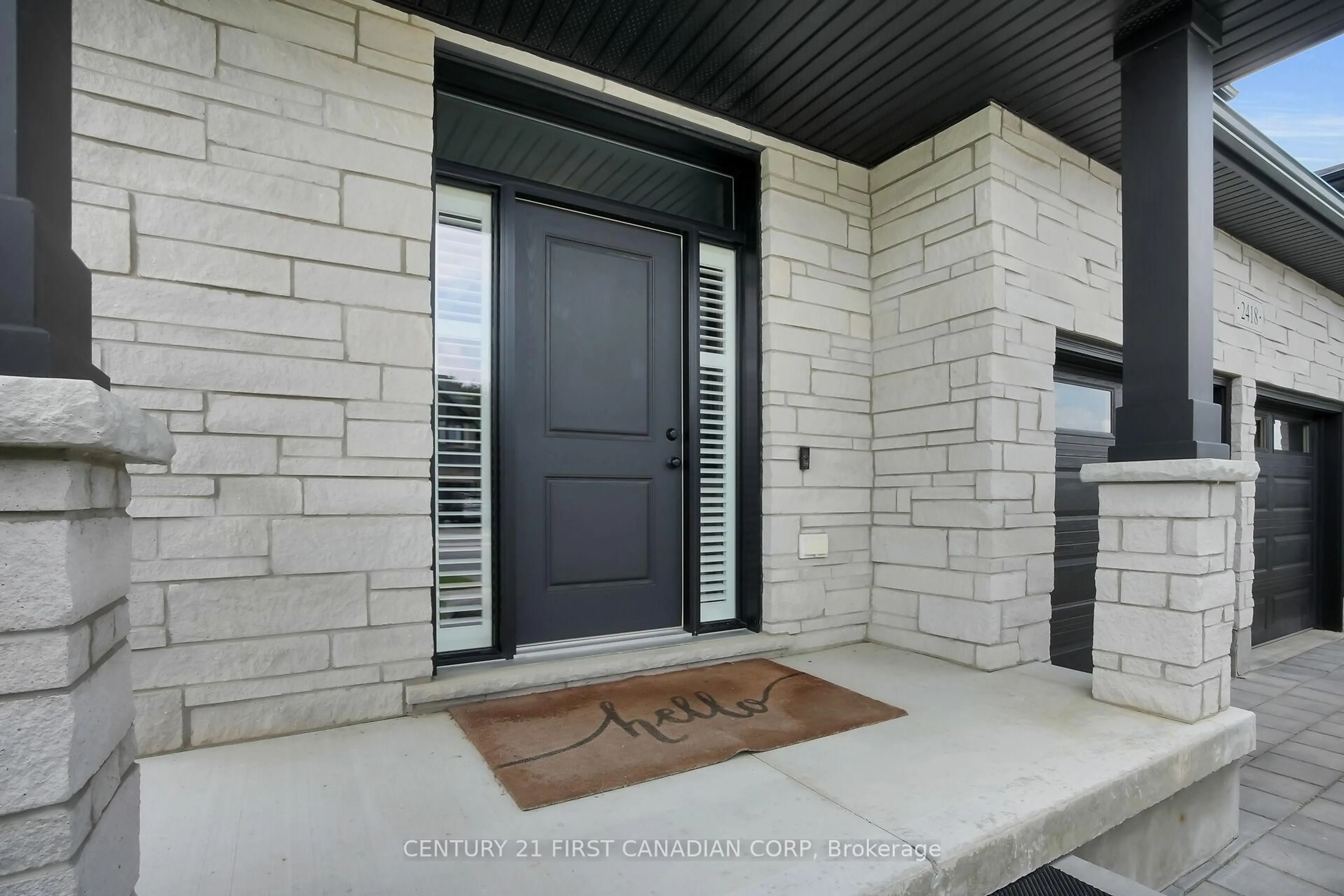 Indoor entryway for 2418 Tokala Tr, London North Ontario N6G 0V6