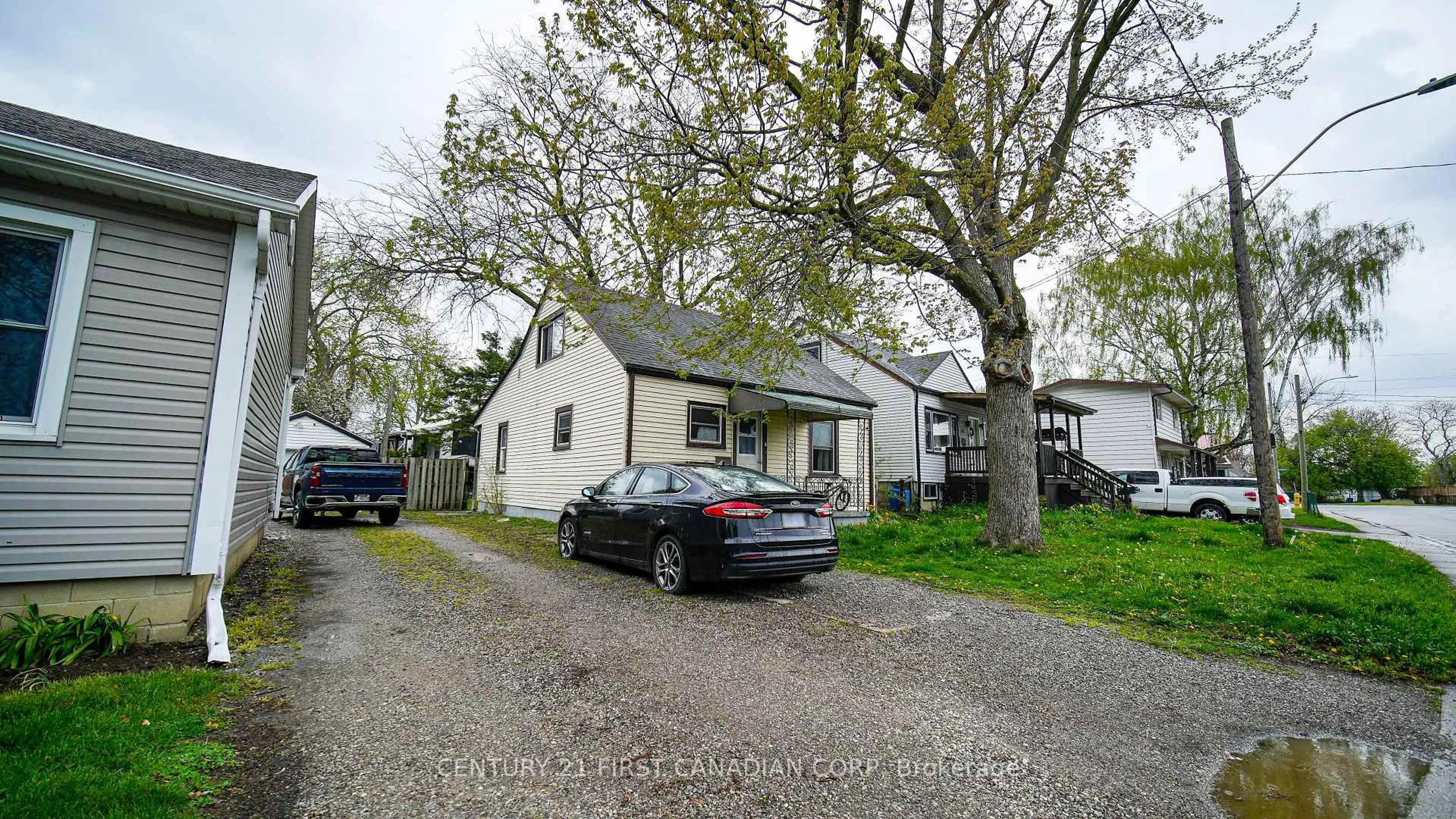 Unknown for 19 Montgomery Dr, Chatham-Kent Ontario N8A 1P2