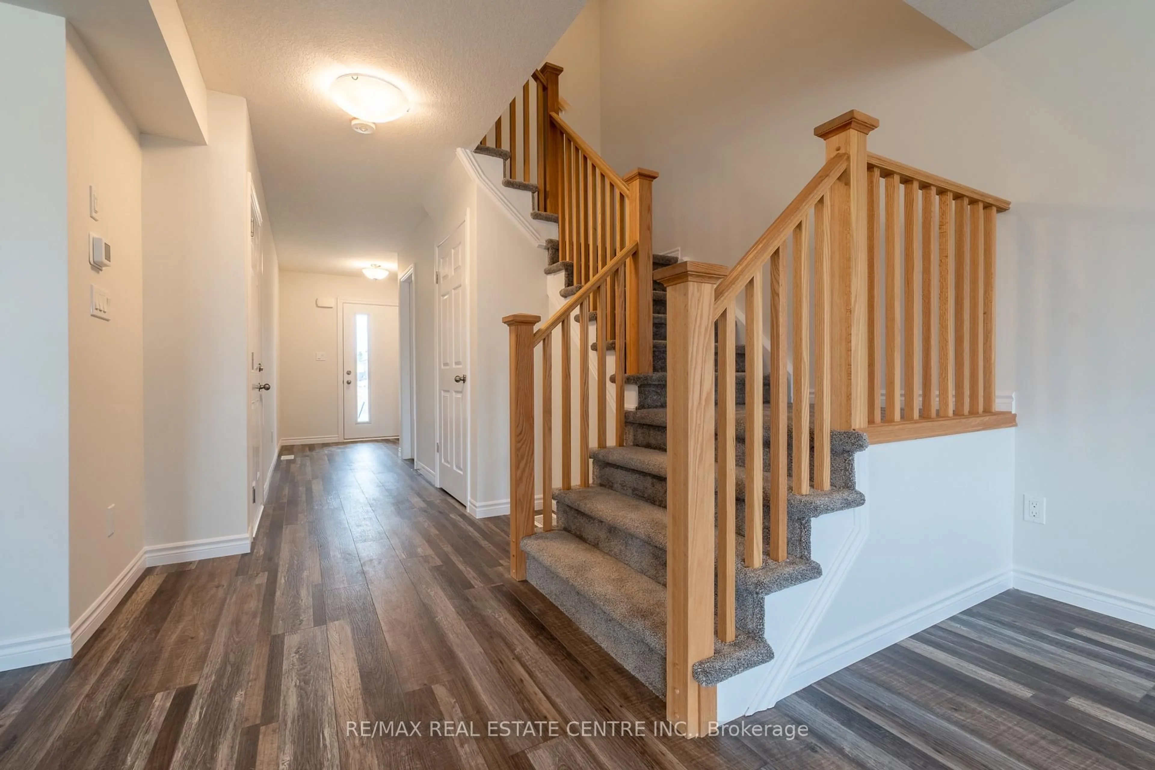 Unknown for 2974 Turner Cres, London South Ontario N6M 0J3