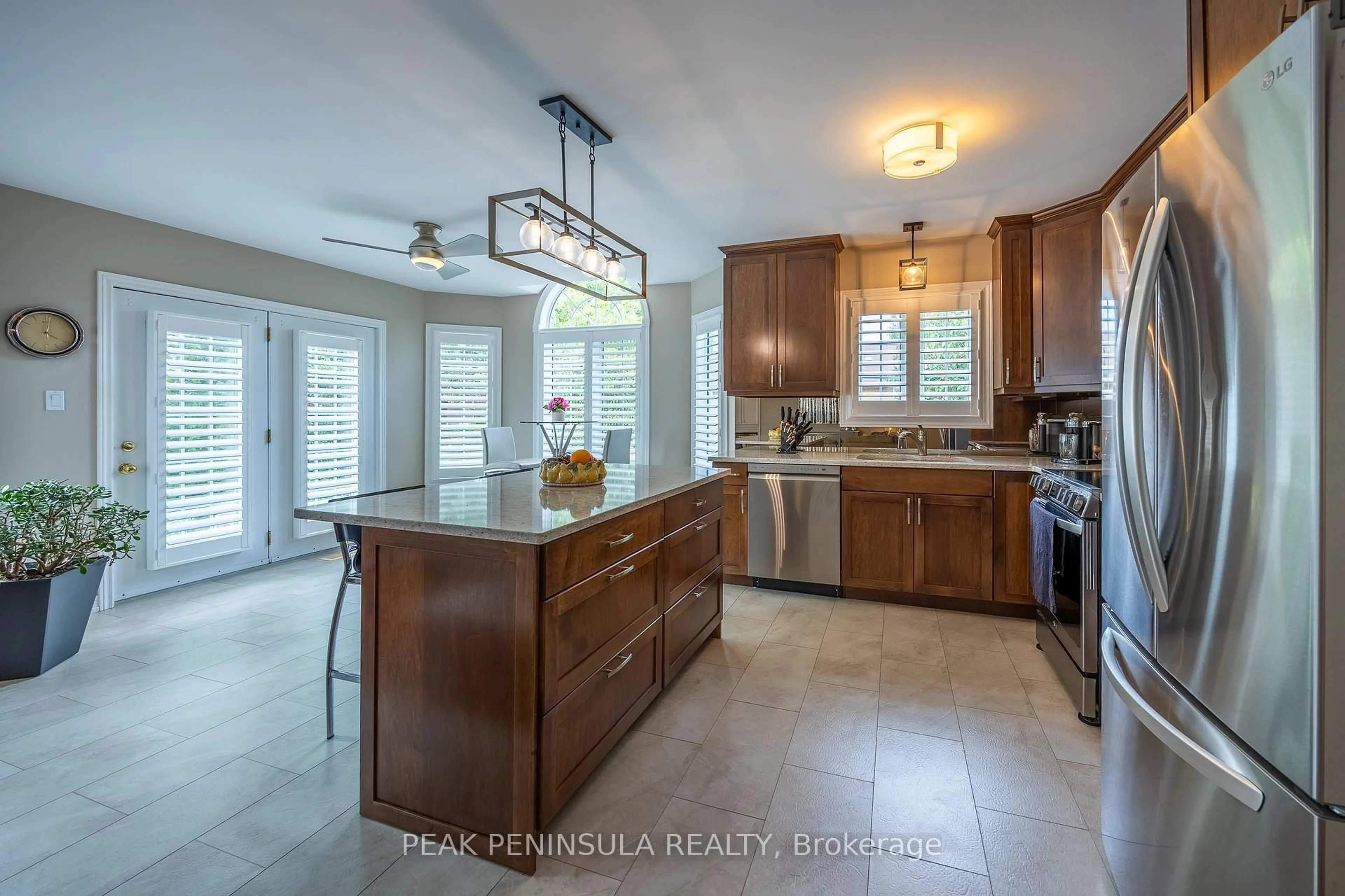 Open concept kitchen, ceramic/tile floor for 2 Carolina Way, Norfolk Ontario N0E 1M0