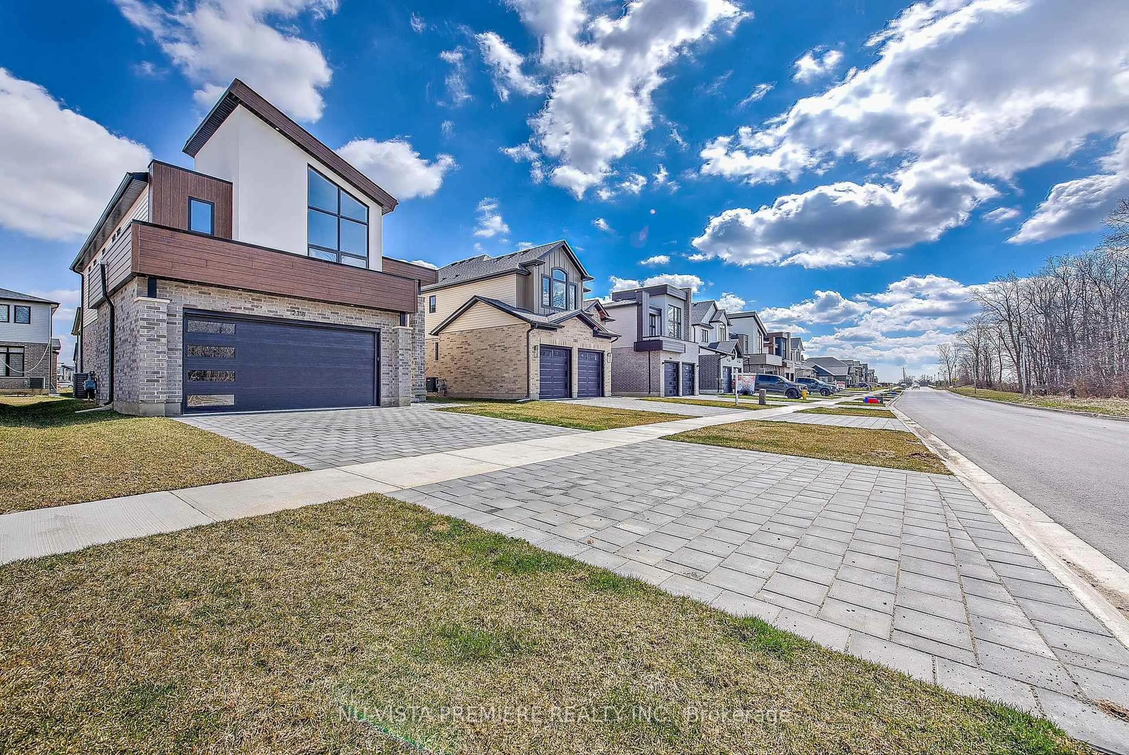 A pic from outside/outdoor area/front of a property/back of a property/a pic from drone, street for 2318 WICKERSON Rd, London South Ontario N6K 0C3