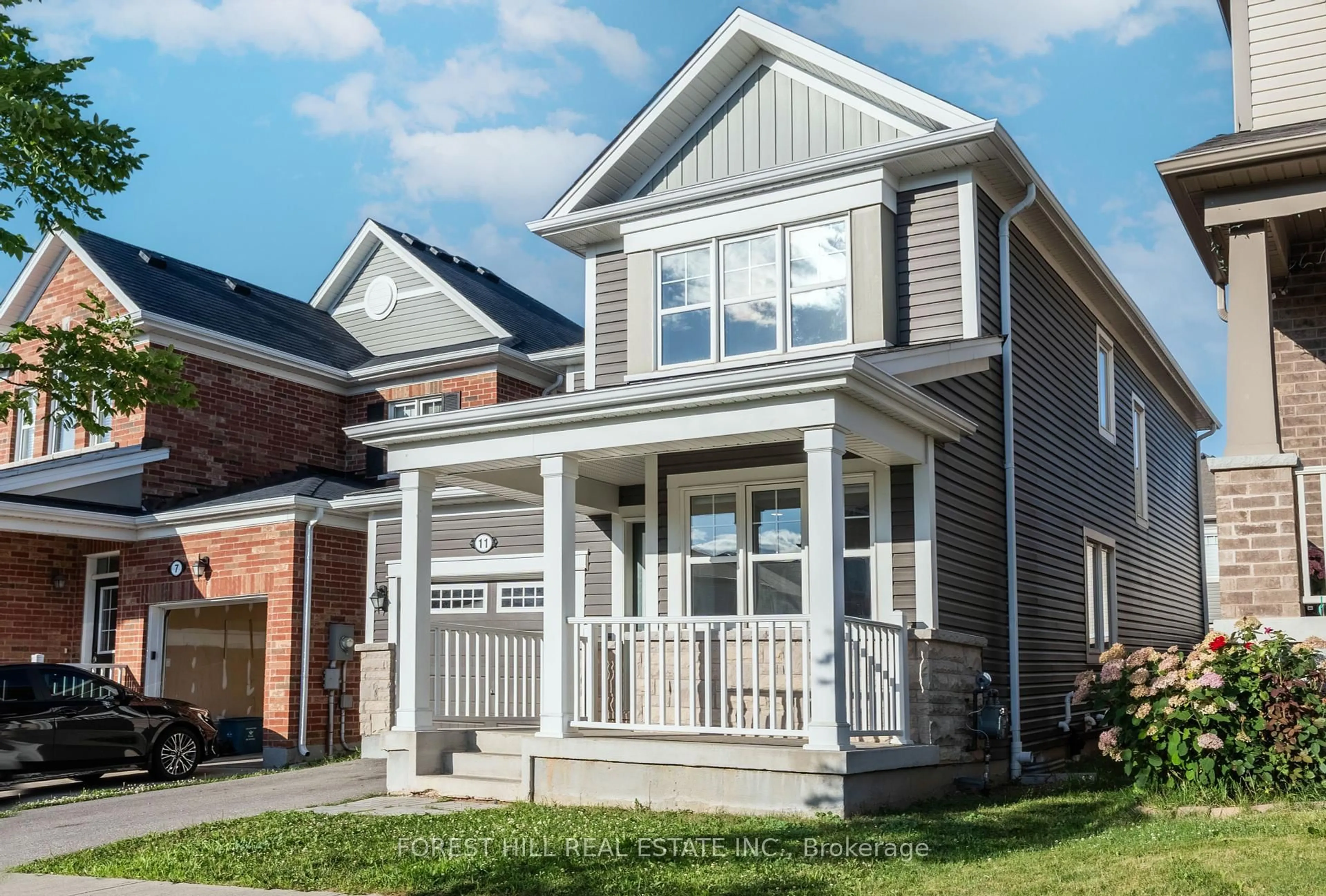 Home with brick exterior material, street for 11 Glenvista Dr, Kitchener Ontario N2R 0E7