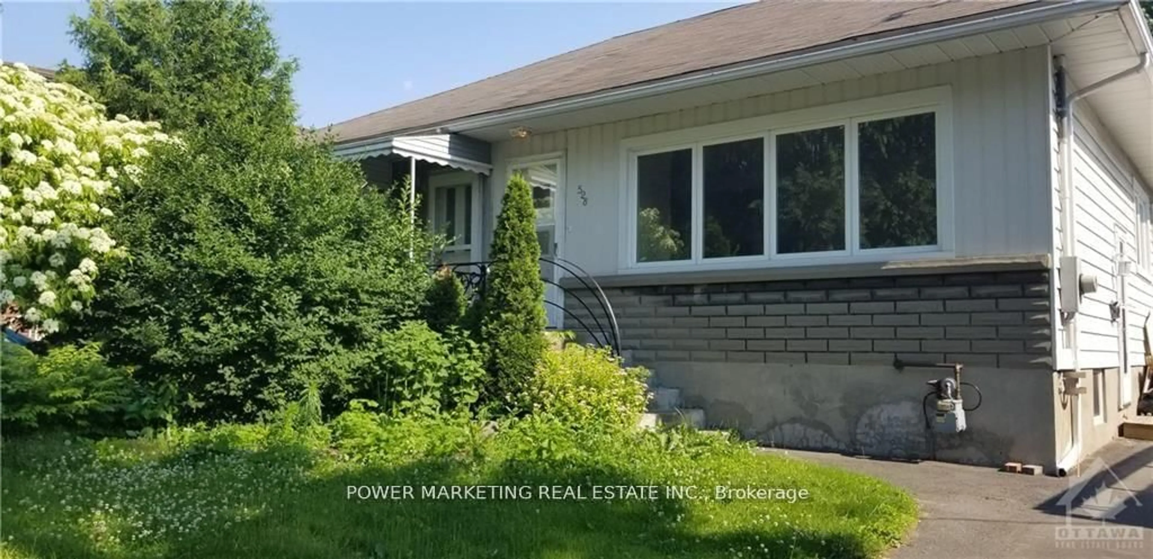 Unknown for 528 MUTUAL St, Ottawa Ontario K1K 1C6