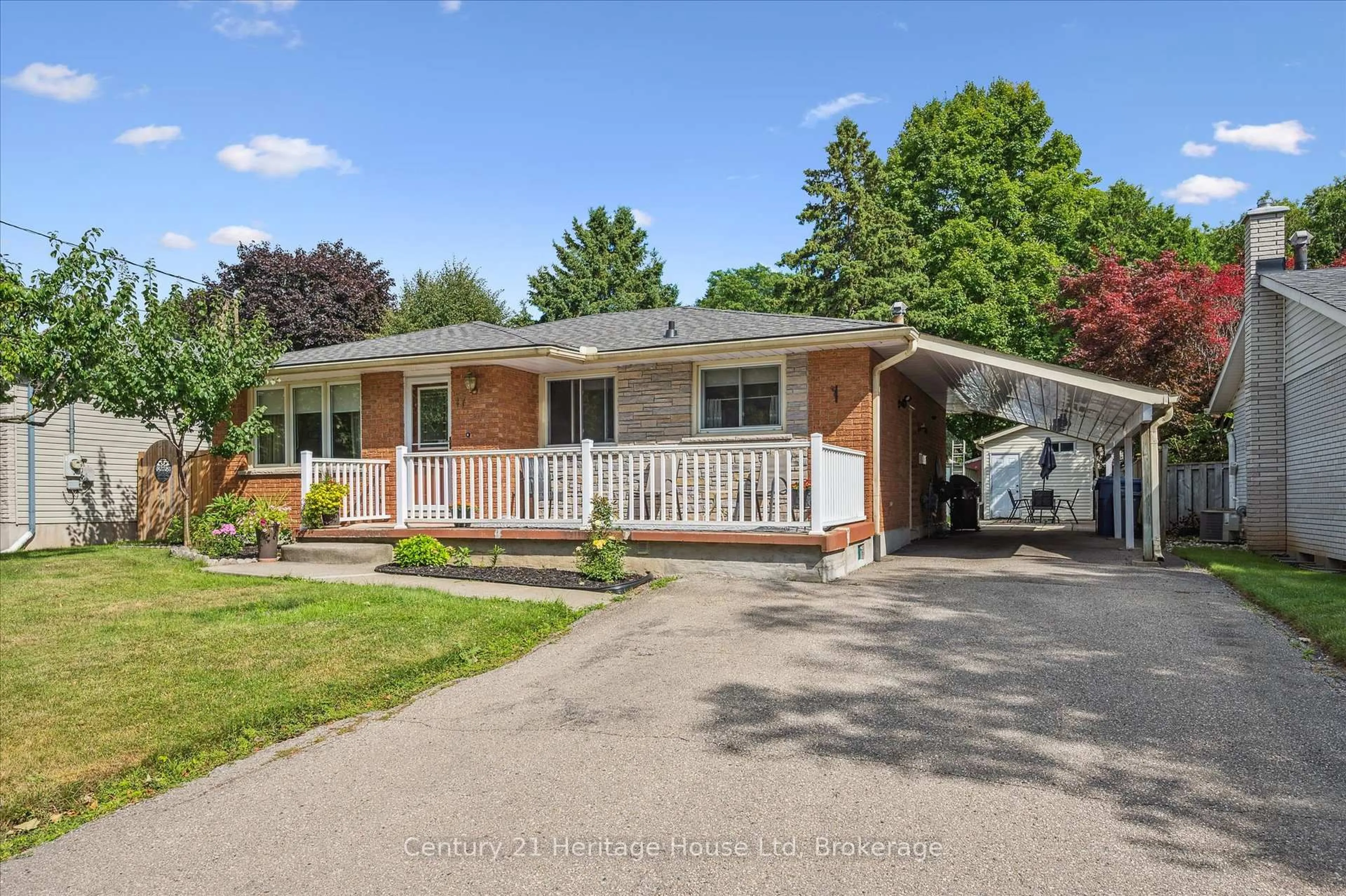 Unknown for 17 Dalebrook Pl, Guelph Ontario N1E 1A7