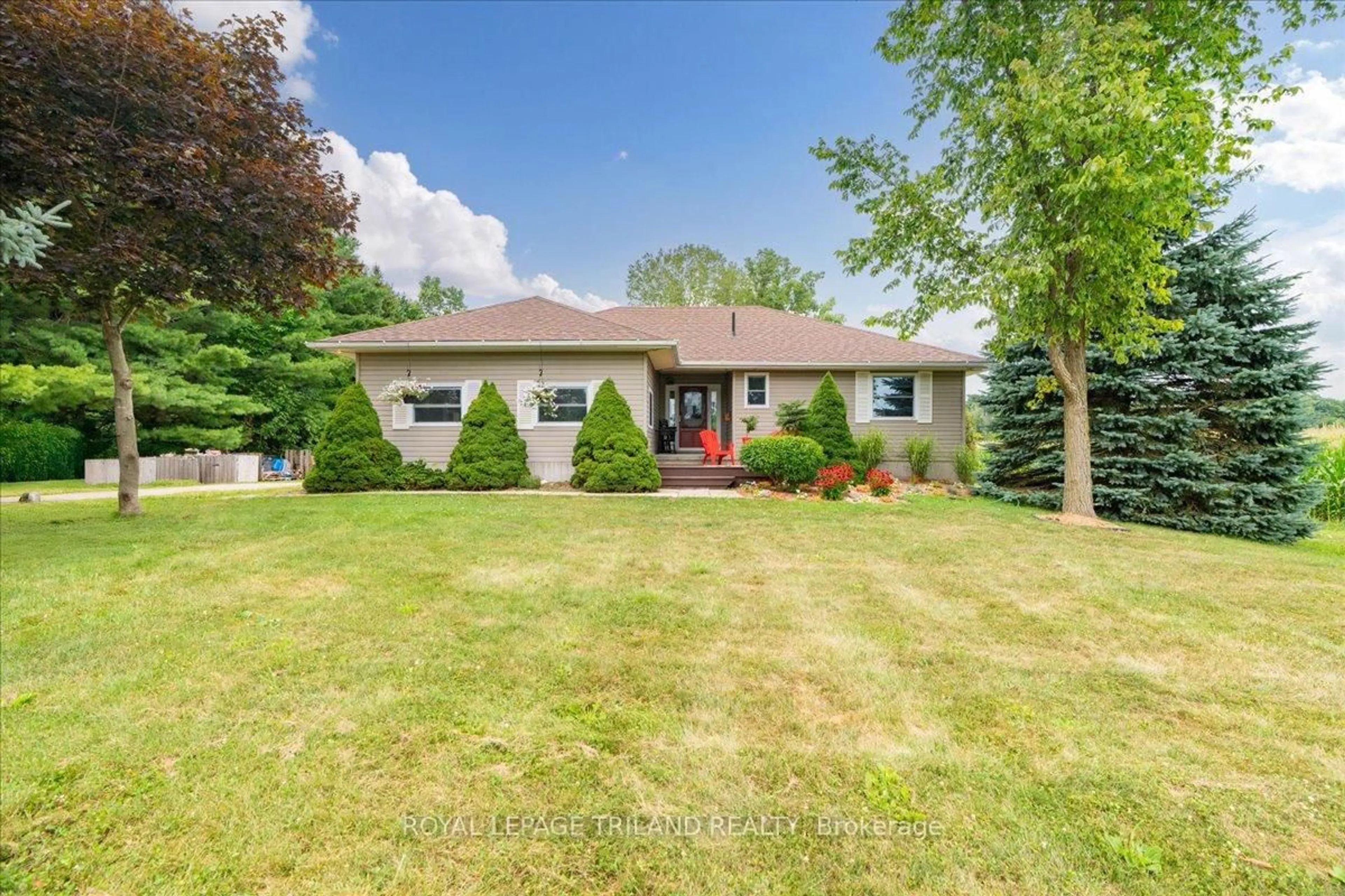 A pic from outside/outdoor area/front of a property/back of a property/a pic from drone, street for 26820 Marsh Line, Dutton/Dunwich Ontario N0L 1J0