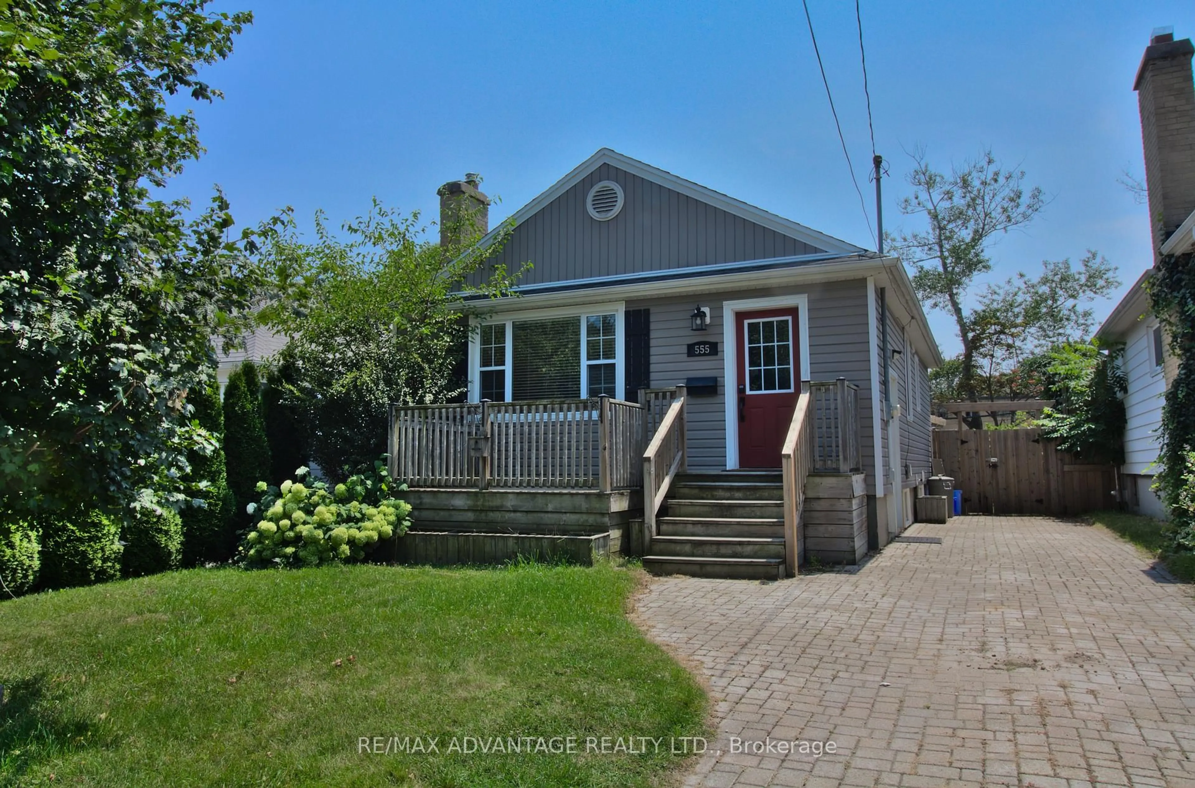Unknown for 555 Chester St, London South Ontario N6C 2K1