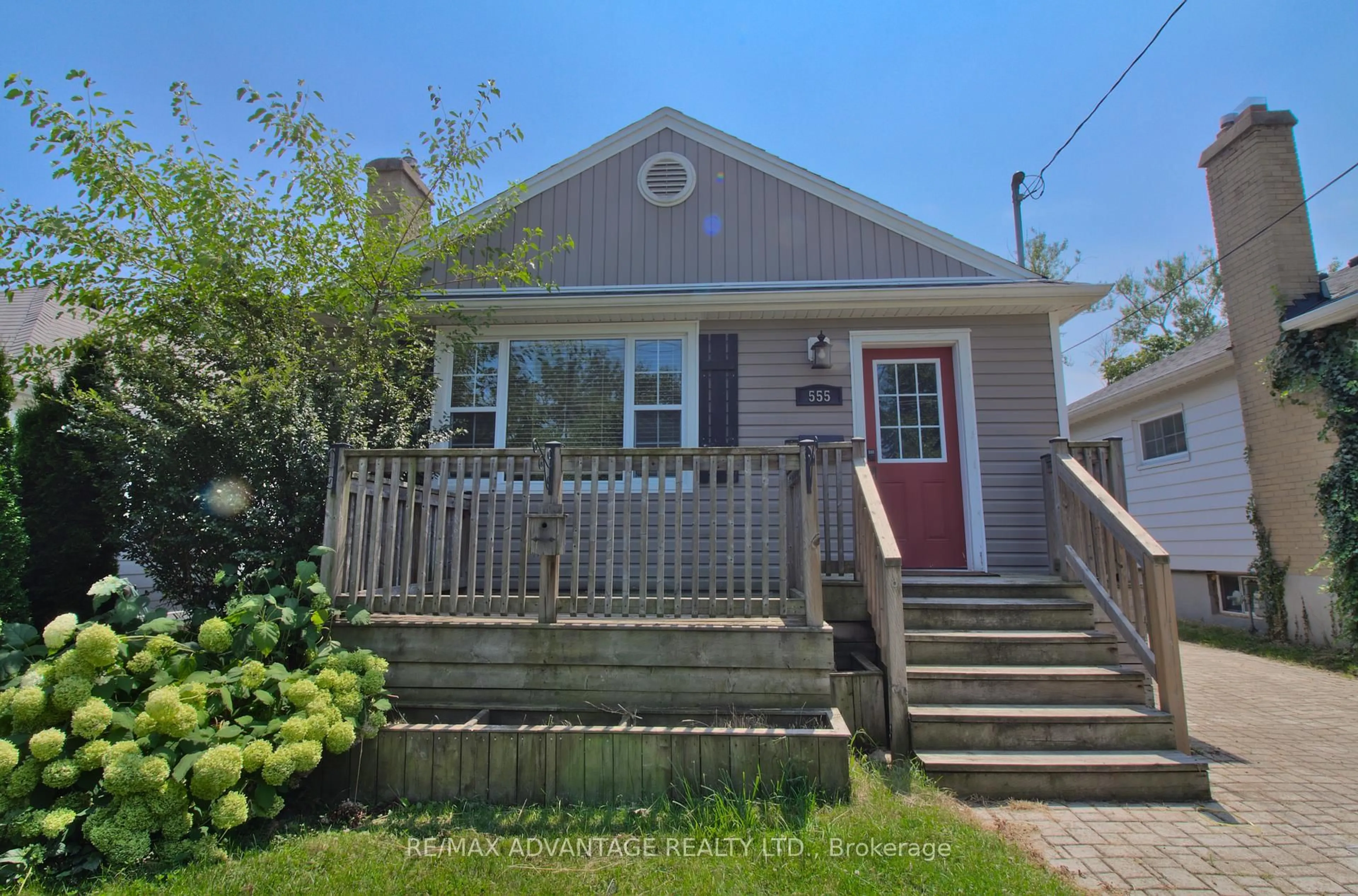 Unknown for 555 Chester St, London South Ontario N6C 2K1